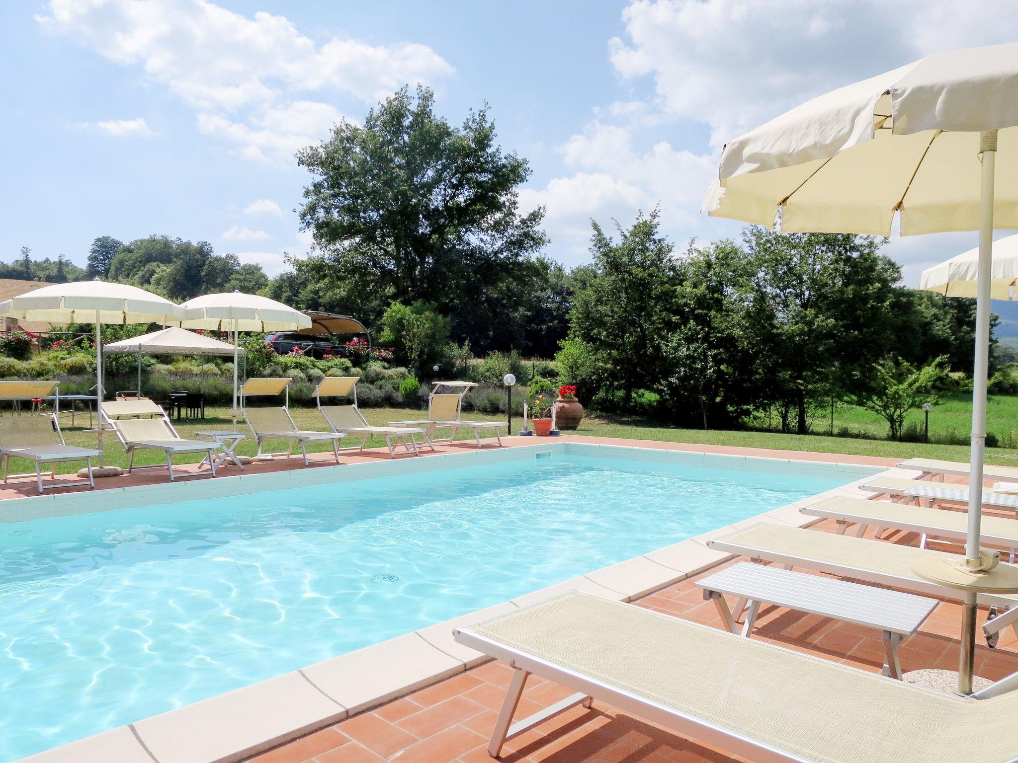 Photo 8 - Maison de 2 chambres à Montieri avec piscine et jardin