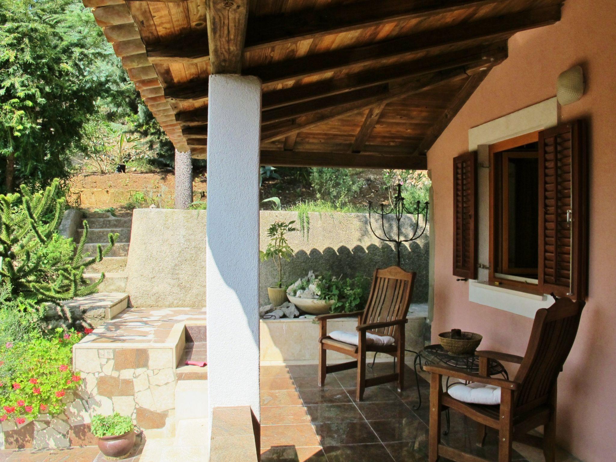 Foto 28 - Haus mit 3 Schlafzimmern in Raša mit terrasse und blick aufs meer