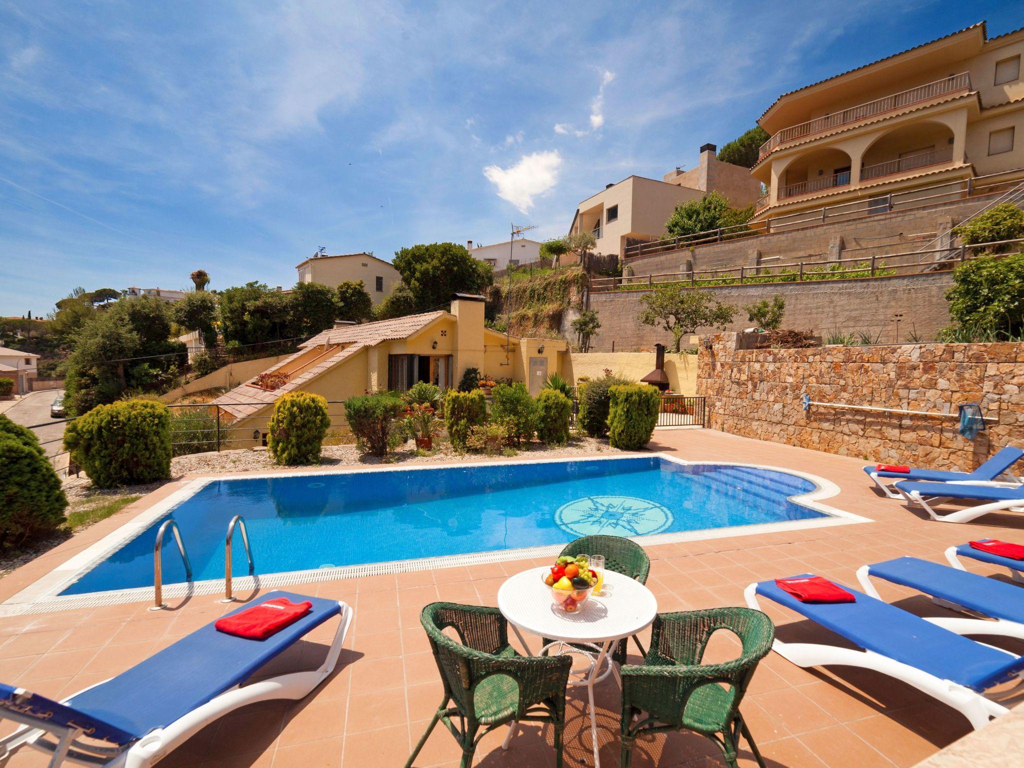 Photo 14 - Maison de 3 chambres à Tossa de Mar avec piscine privée et vues à la mer