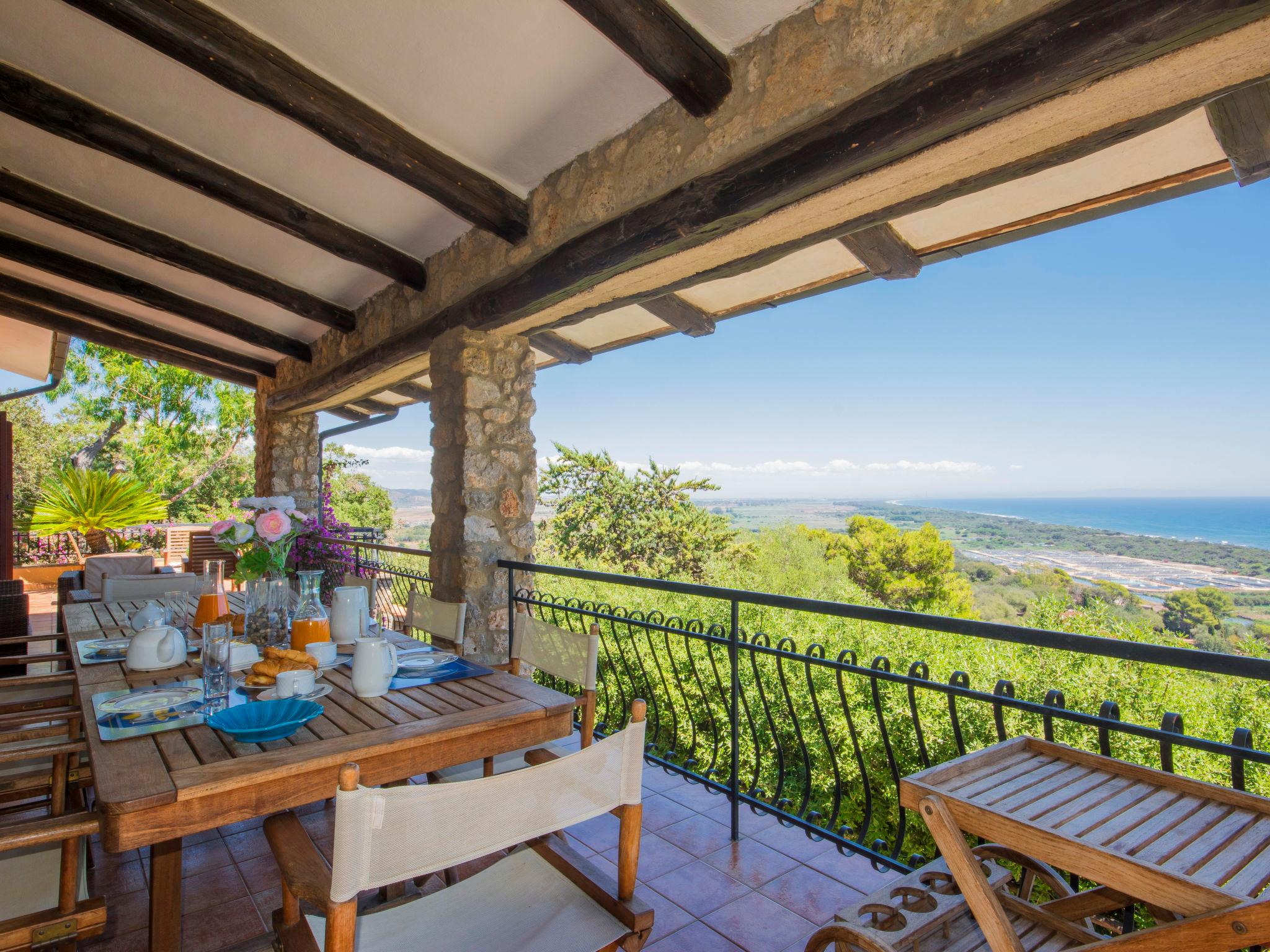 Foto 1 - Casa de 5 quartos em Orbetello com jardim e vistas do mar