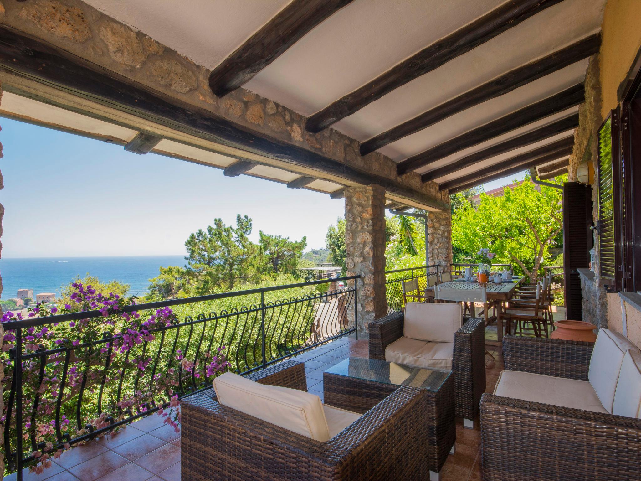 Foto 9 - Casa de 5 quartos em Orbetello com jardim e vistas do mar