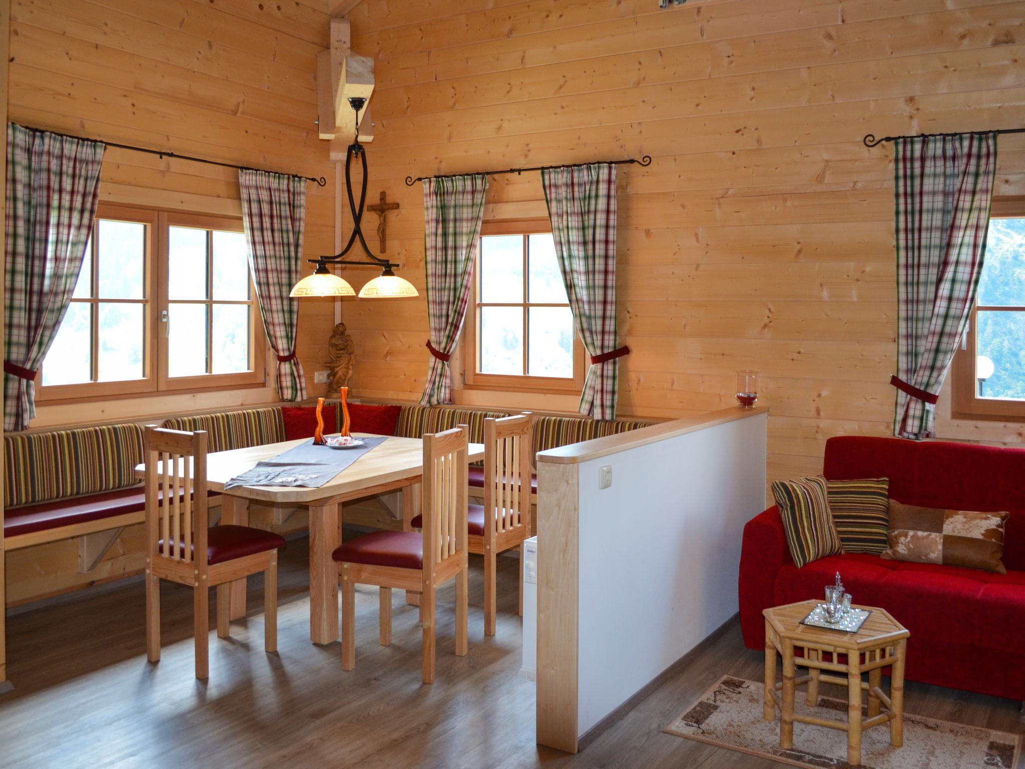 Foto 4 - Haus mit 1 Schlafzimmer in Fusch an der Großglocknerstraße mit terrasse und blick auf die berge