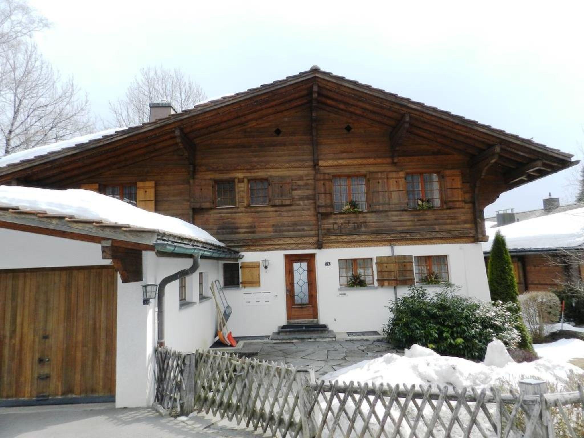 Foto 4 - Apartment mit 3 Schlafzimmern in Saanen