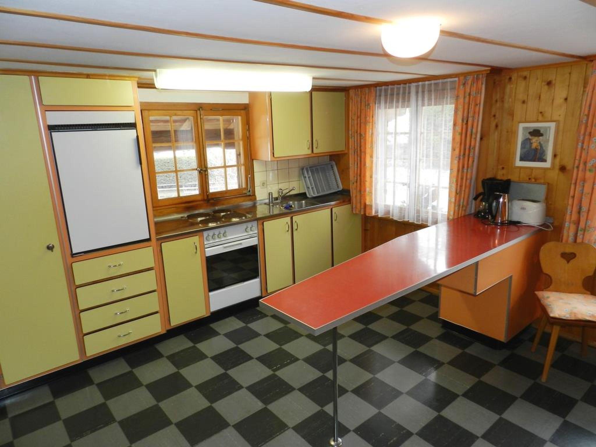 Foto 22 - Apartamento de 3 habitaciones en Saanen