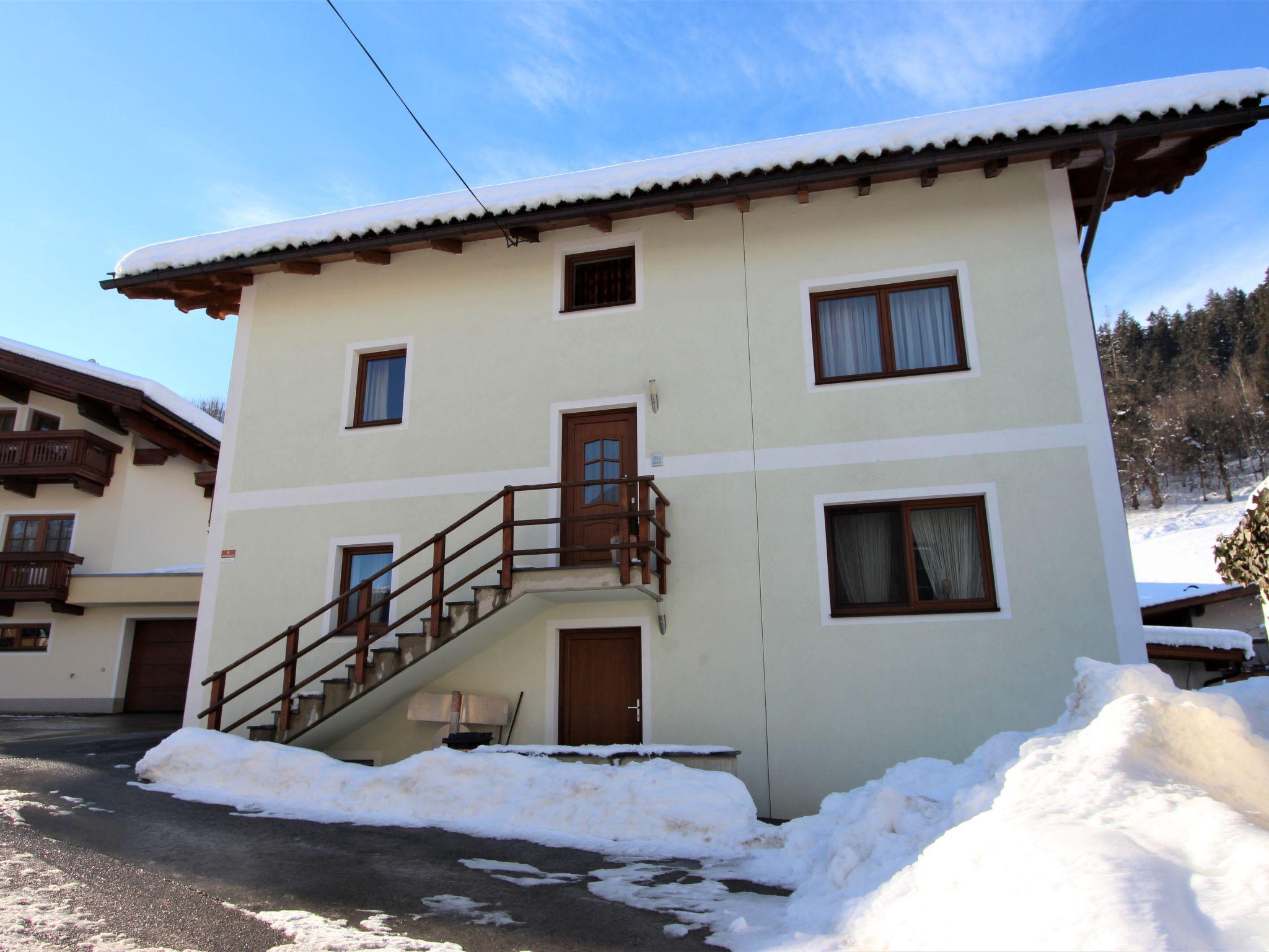 Photo 23 - Appartement de 4 chambres à Fügen avec vues sur la montagne