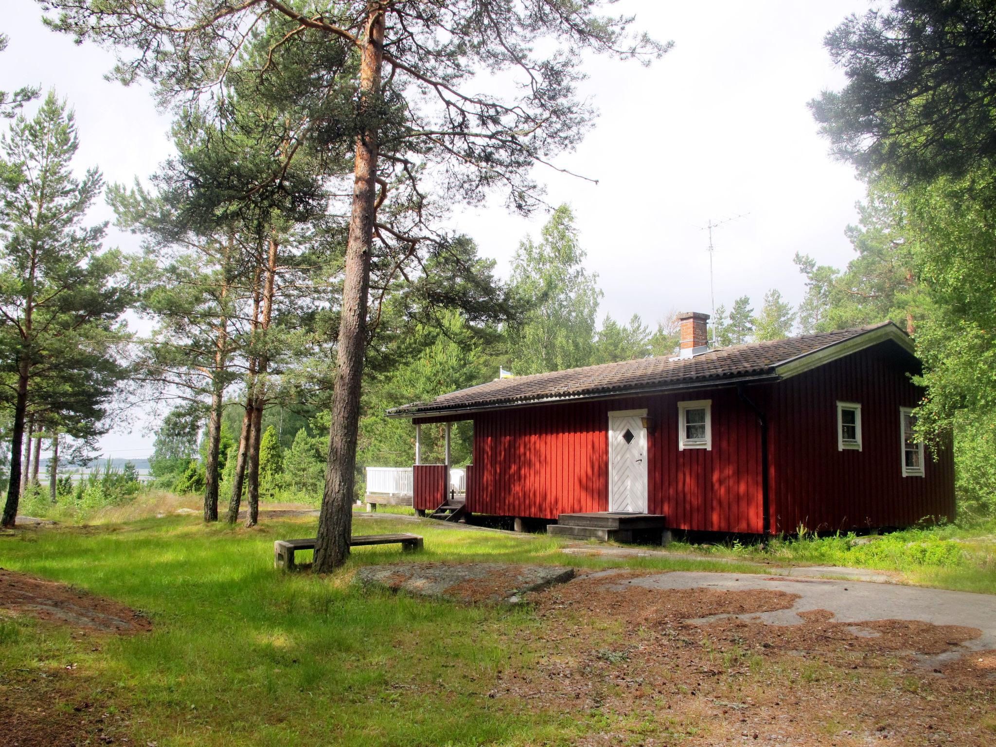 Foto 10 - Haus mit 2 Schlafzimmern in Karlstad mit garten und terrasse