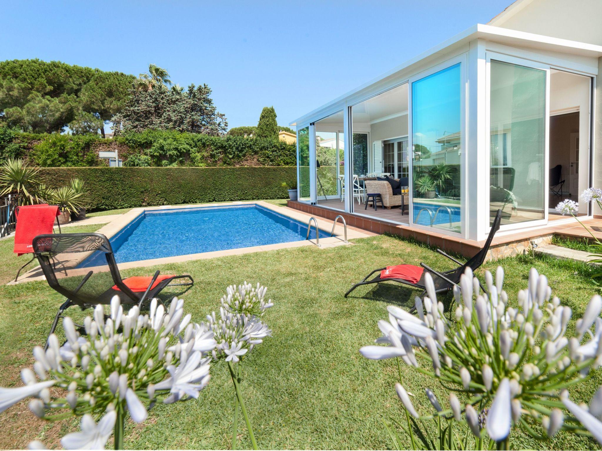 Photo 3 - 4 bedroom House in Calonge i Sant Antoni with private pool and sea view
