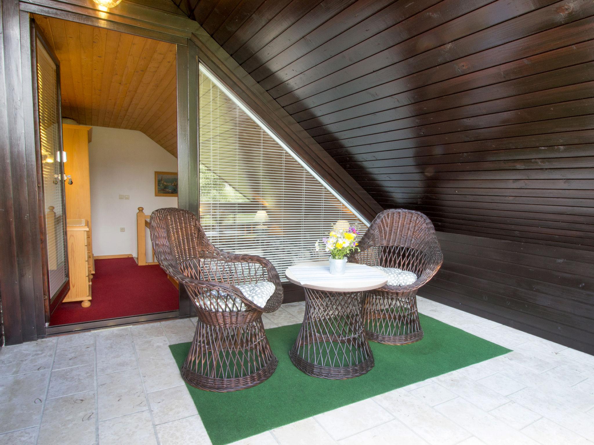 Foto 7 - Apartment mit 1 Schlafzimmer in Bled mit garten und terrasse