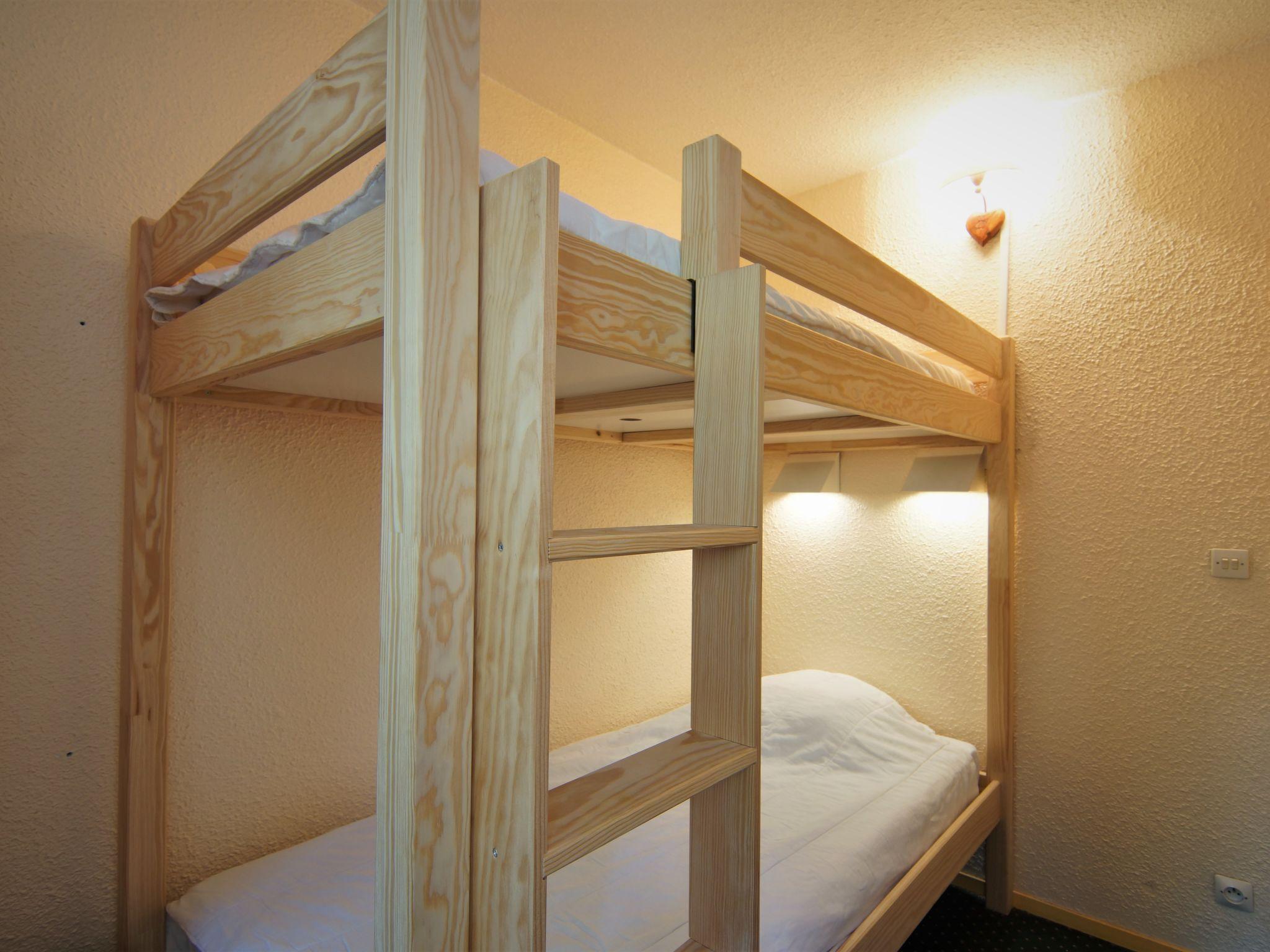 Foto 8 - Apartment mit 1 Schlafzimmer in Chamonix-Mont-Blanc mit blick auf die berge