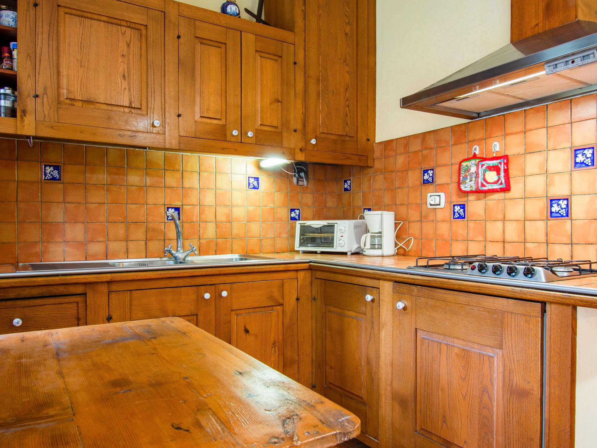 Photo 8 - Maison de 1 chambre à Loro Ciuffenna avec piscine et jardin