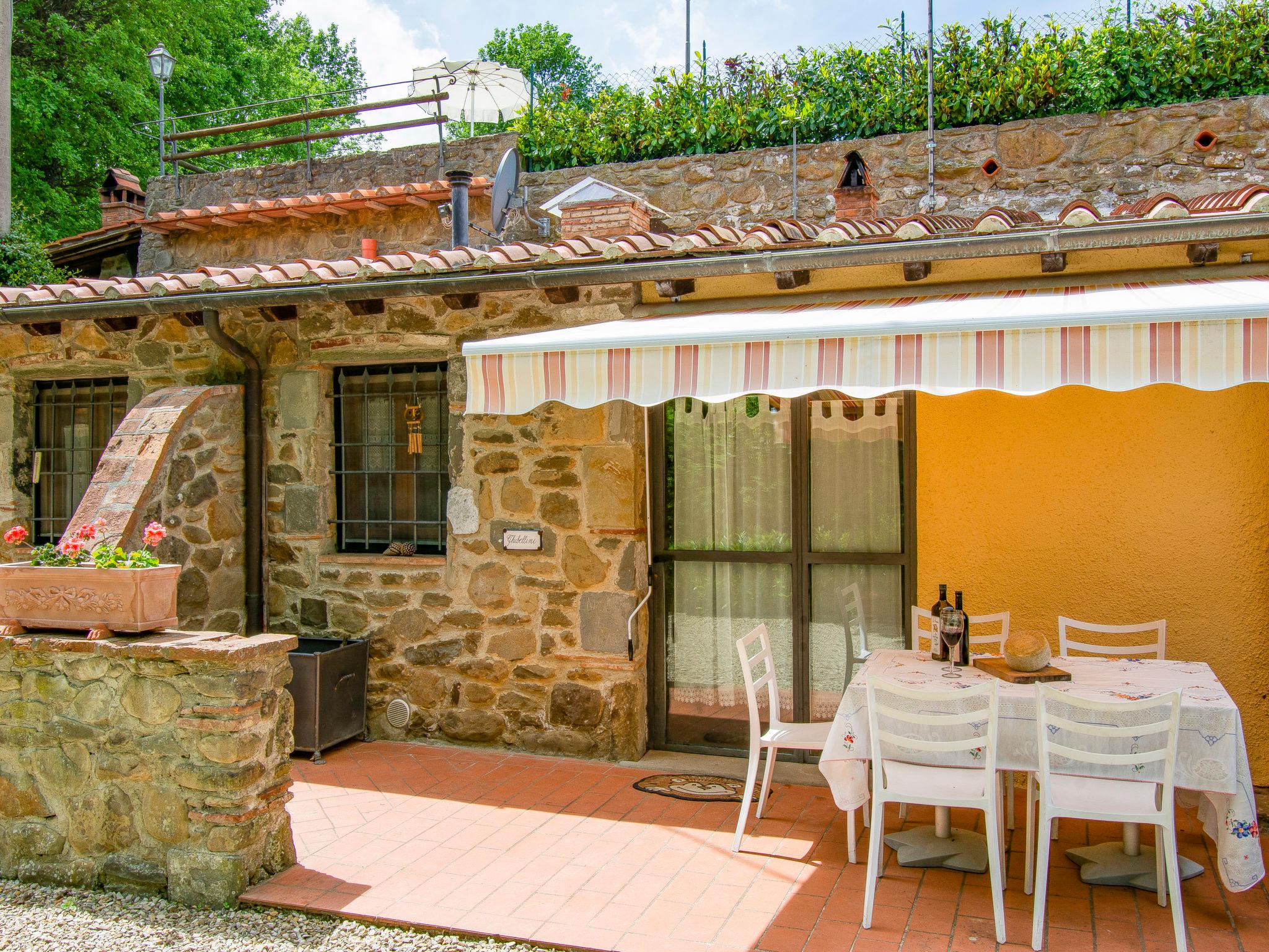 Foto 13 - Casa con 1 camera da letto a Loro Ciuffenna con piscina e giardino