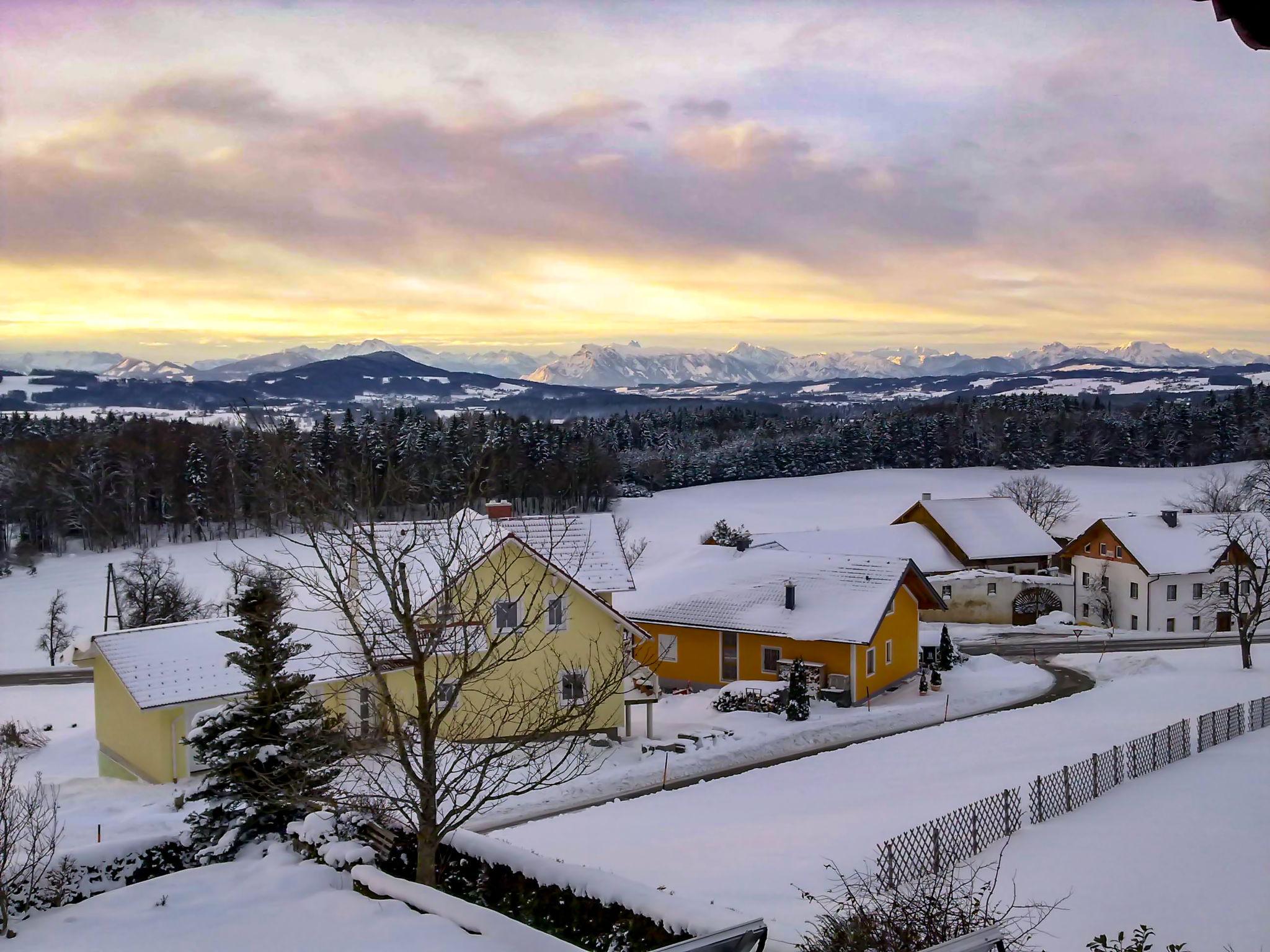 Photo 17 - Appartement de 2 chambres à Kirchberg bei Mattighofen avec vues sur la montagne