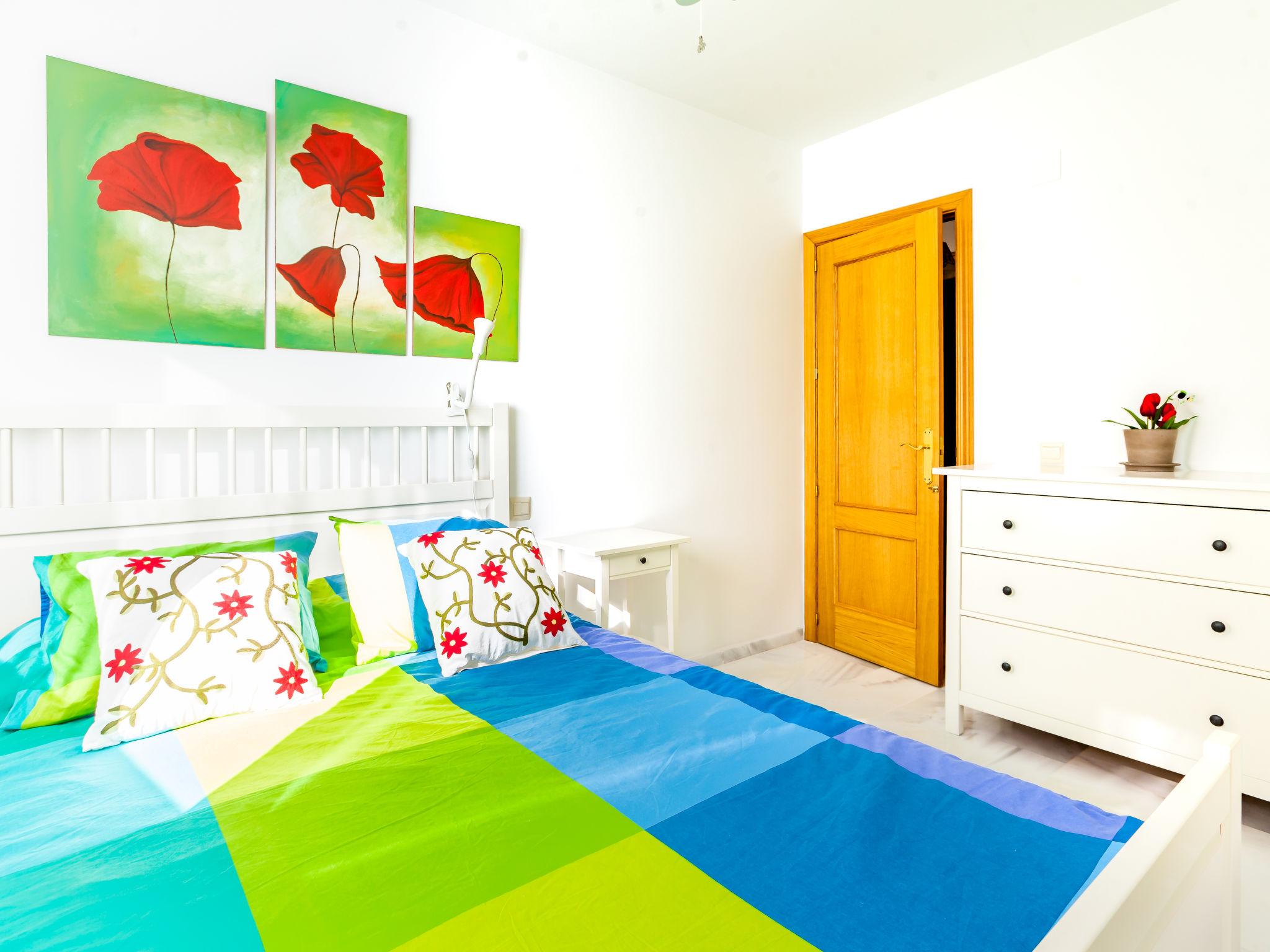 Foto 4 - Appartamento con 2 camere da letto a Rincón de la Victoria con terrazza e vista mare