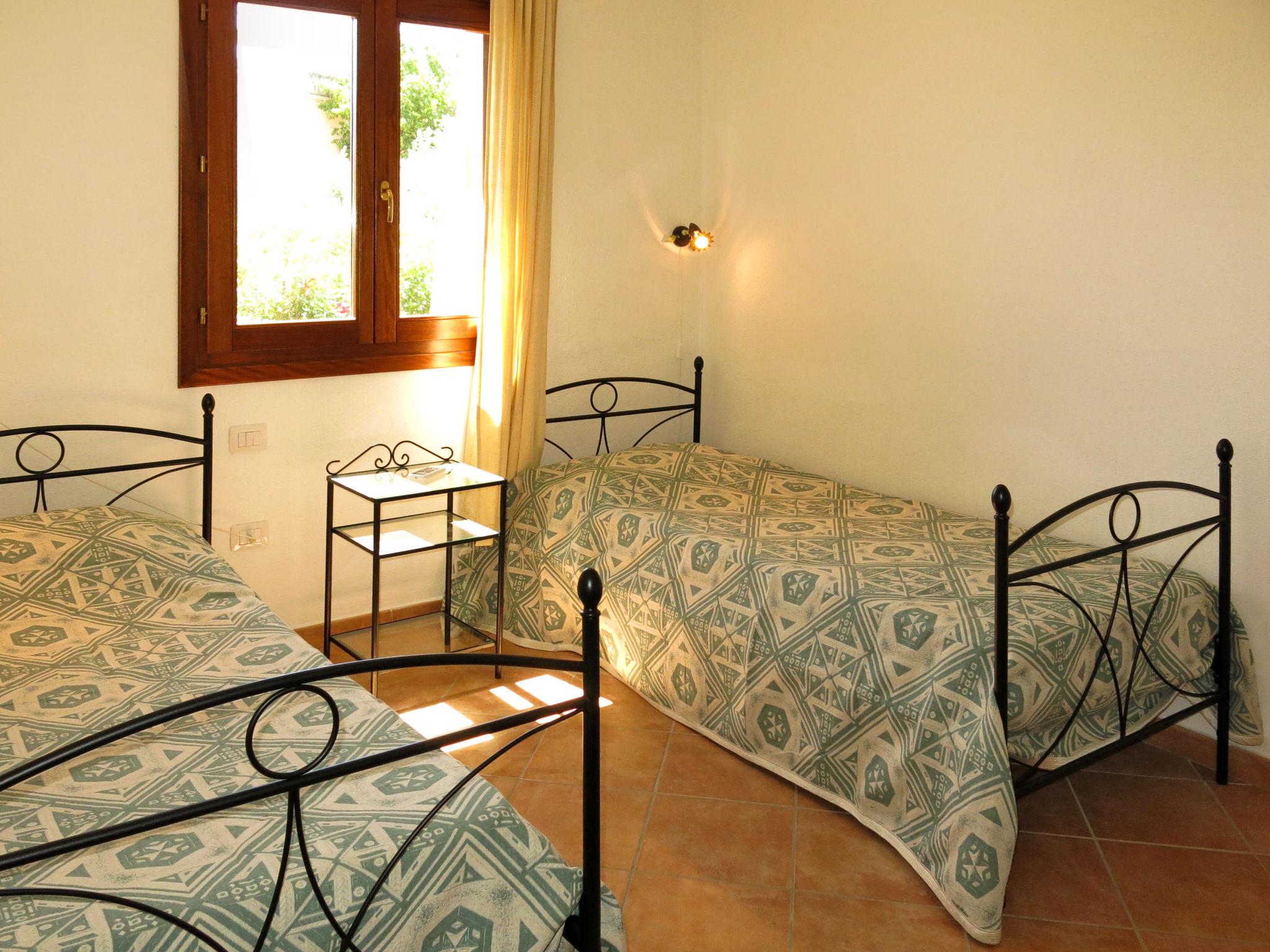 Foto 7 - Appartamento con 2 camere da letto a San Teodoro con giardino e vista mare