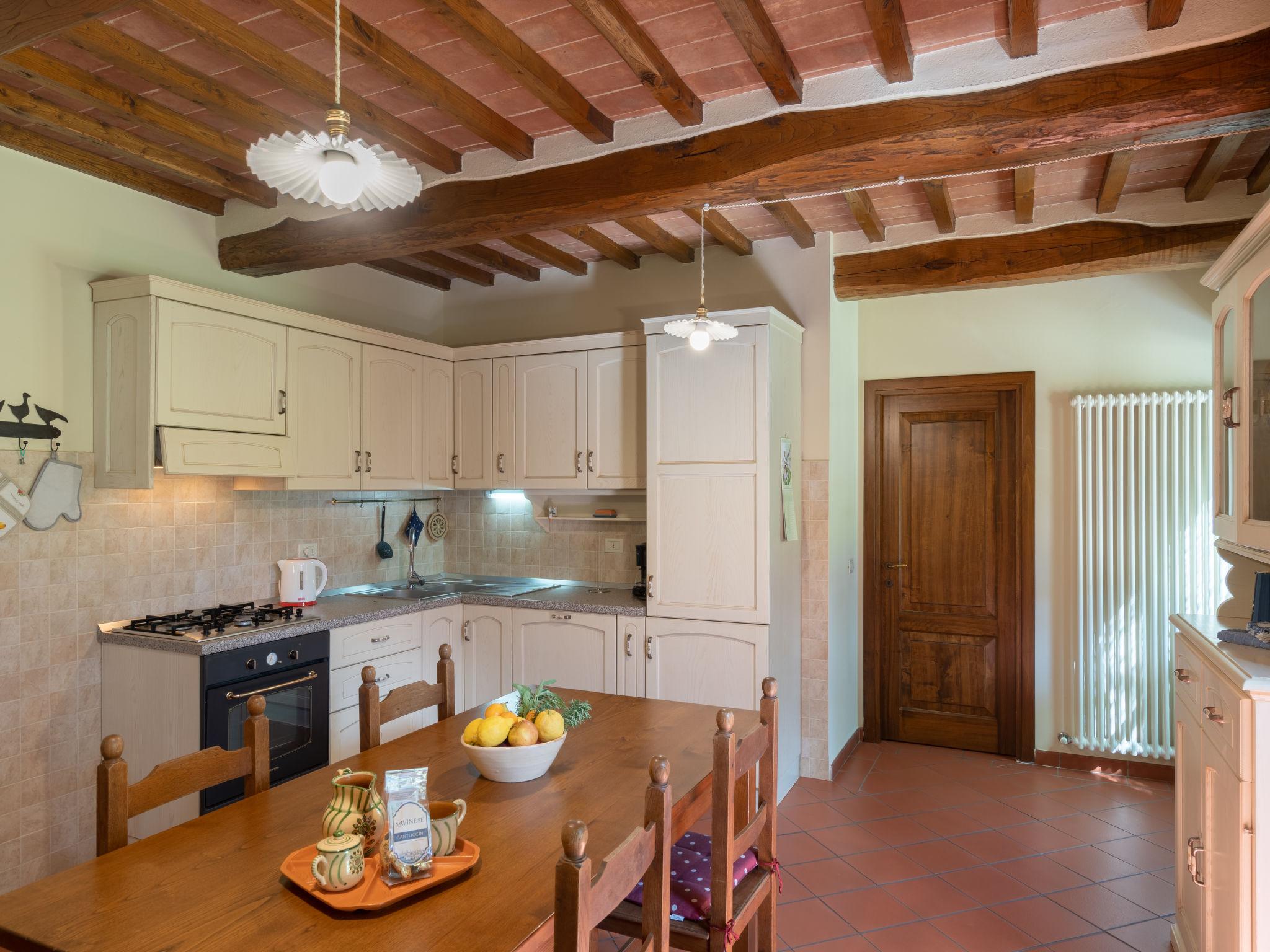 Photo 15 - 2 bedroom House in Civitella in Val di Chiana with swimming pool and garden