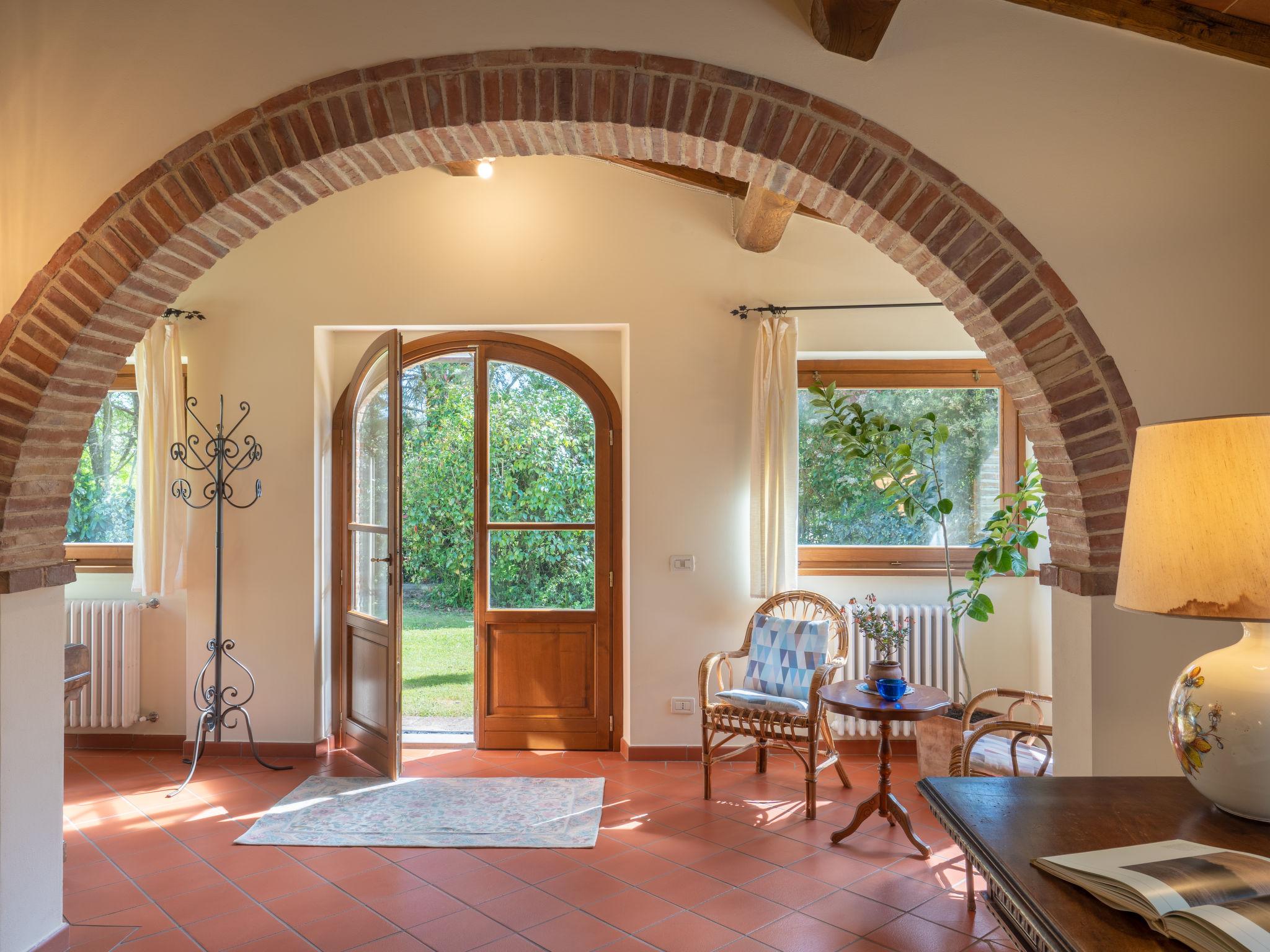 Foto 11 - Casa de 2 habitaciones en Civitella in Val di Chiana con piscina y jardín