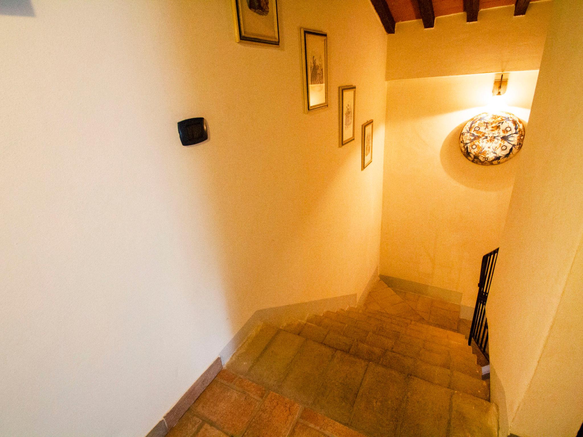 Foto 33 - Casa con 6 camere da letto a Castellina in Chianti con piscina privata e giardino