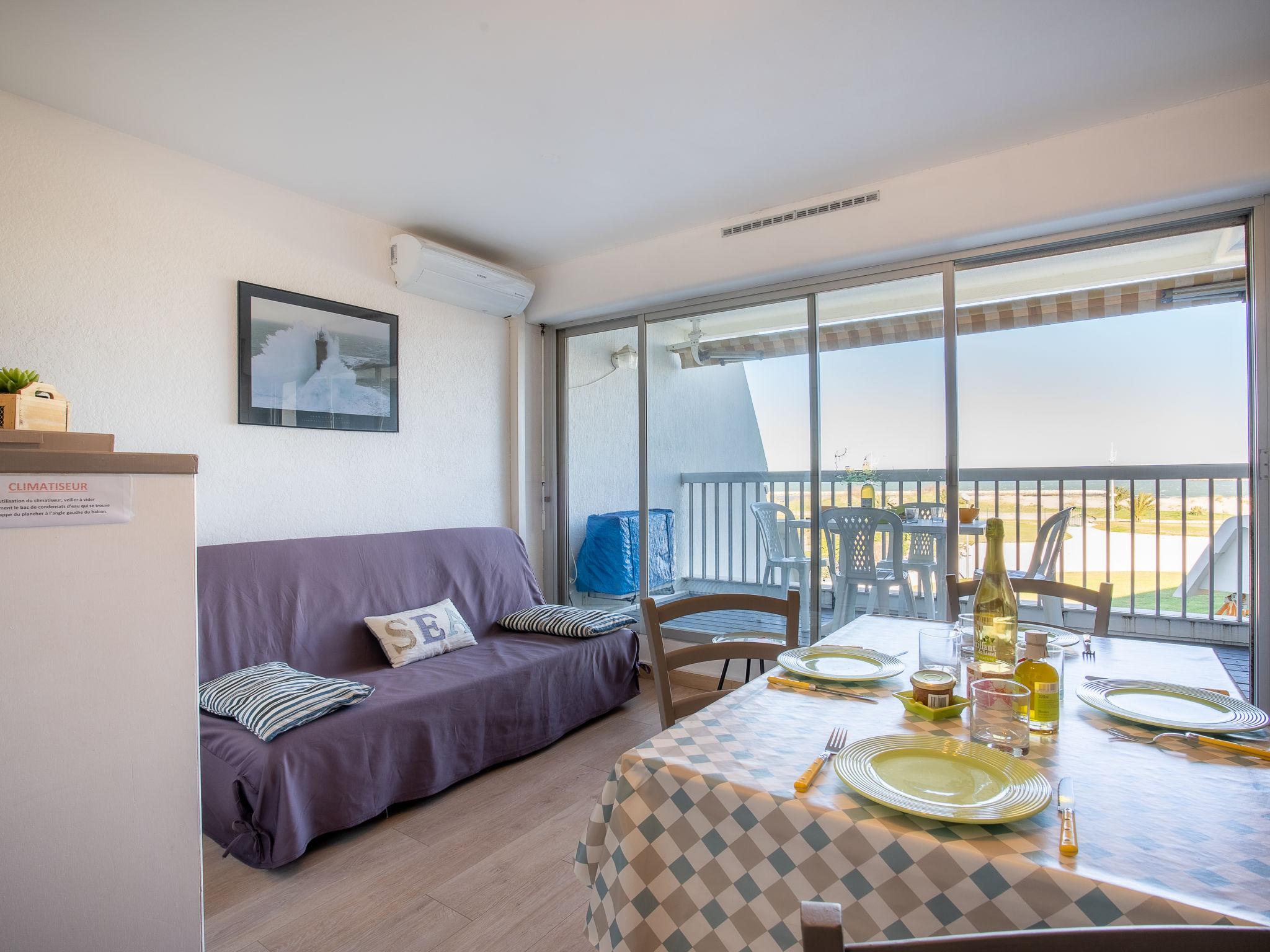Photo 4 - Appartement de 1 chambre à Le Grau-du-Roi avec terrasse et vues à la mer