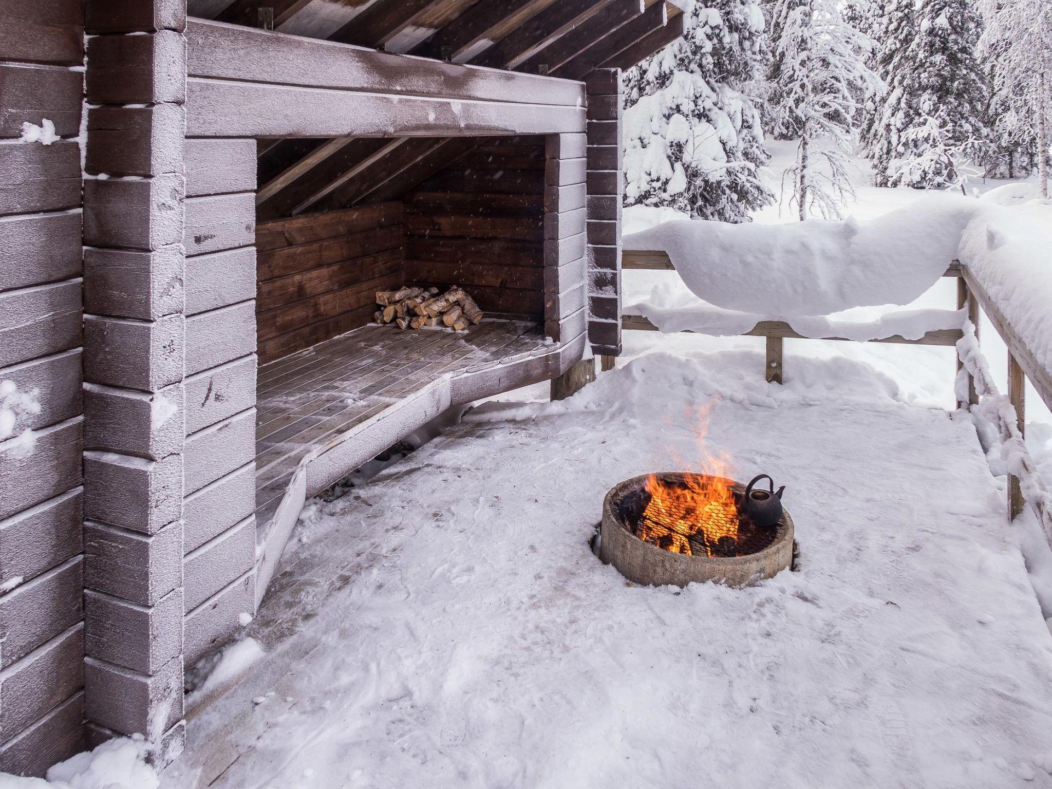 Foto 16 - Casa de 3 quartos em Kuusamo com sauna e vista para a montanha