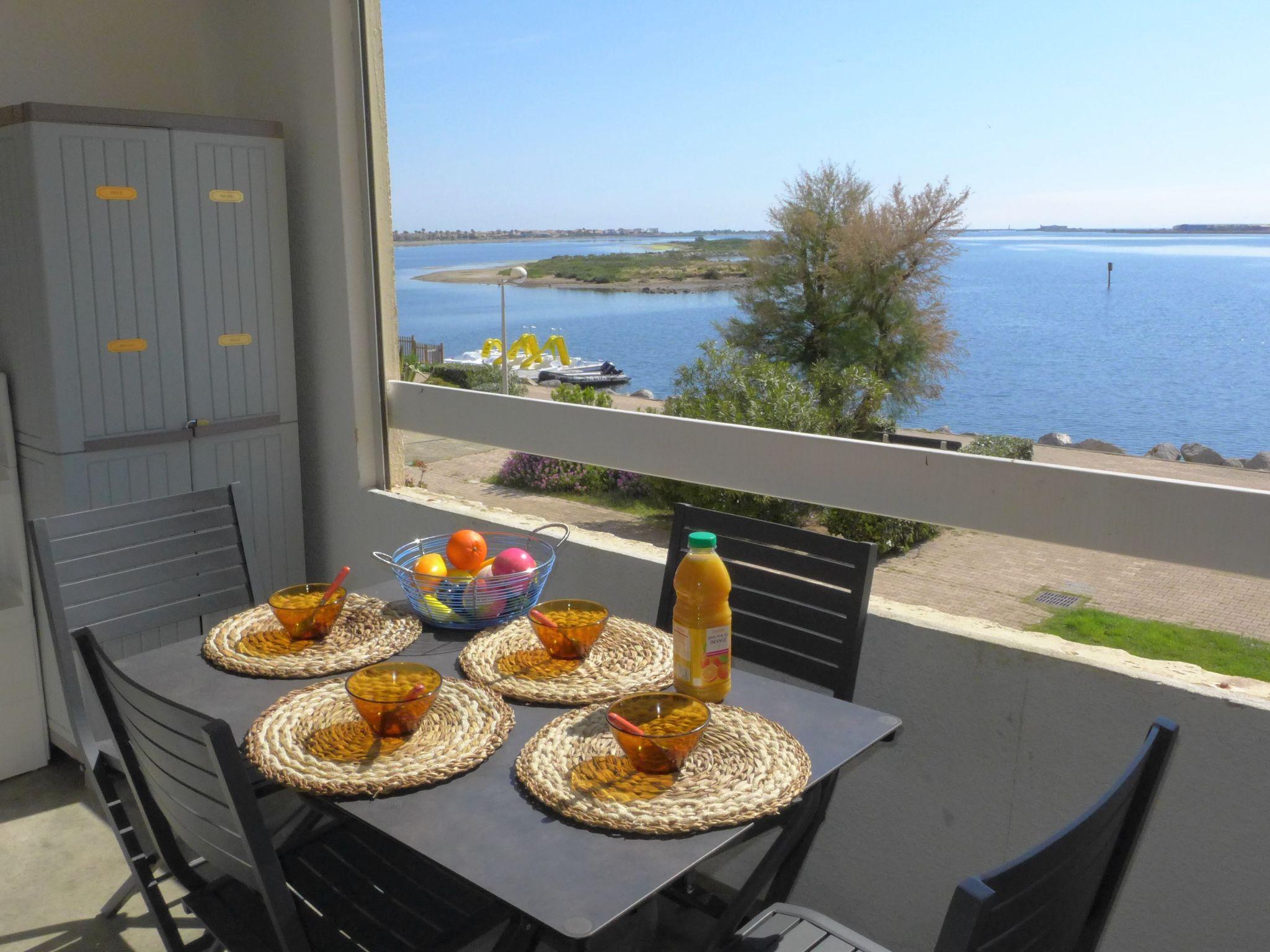 Photo 13 - 1 bedroom Apartment in Gruissan with sea view