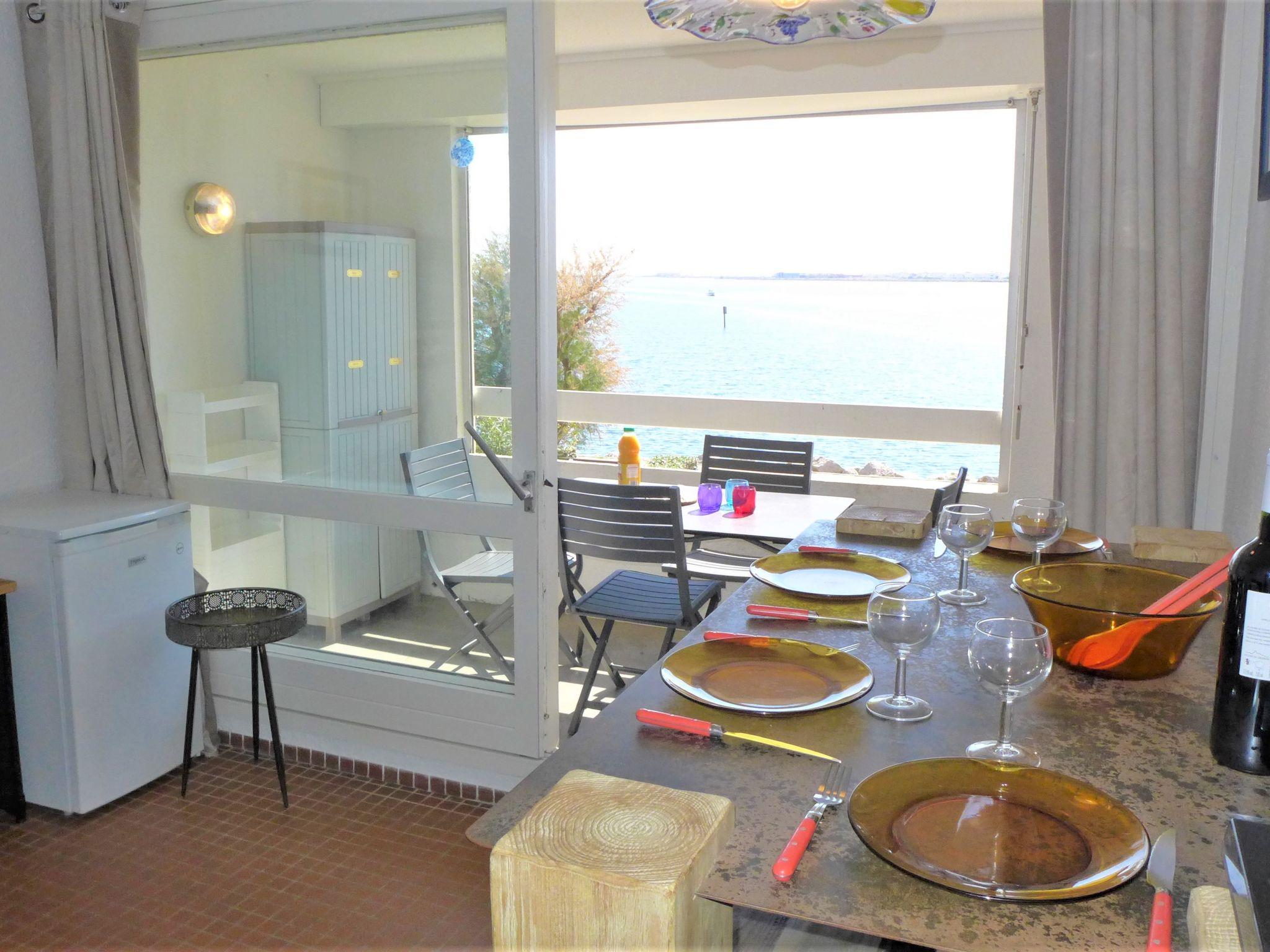 Photo 4 - 1 bedroom Apartment in Gruissan with sea view