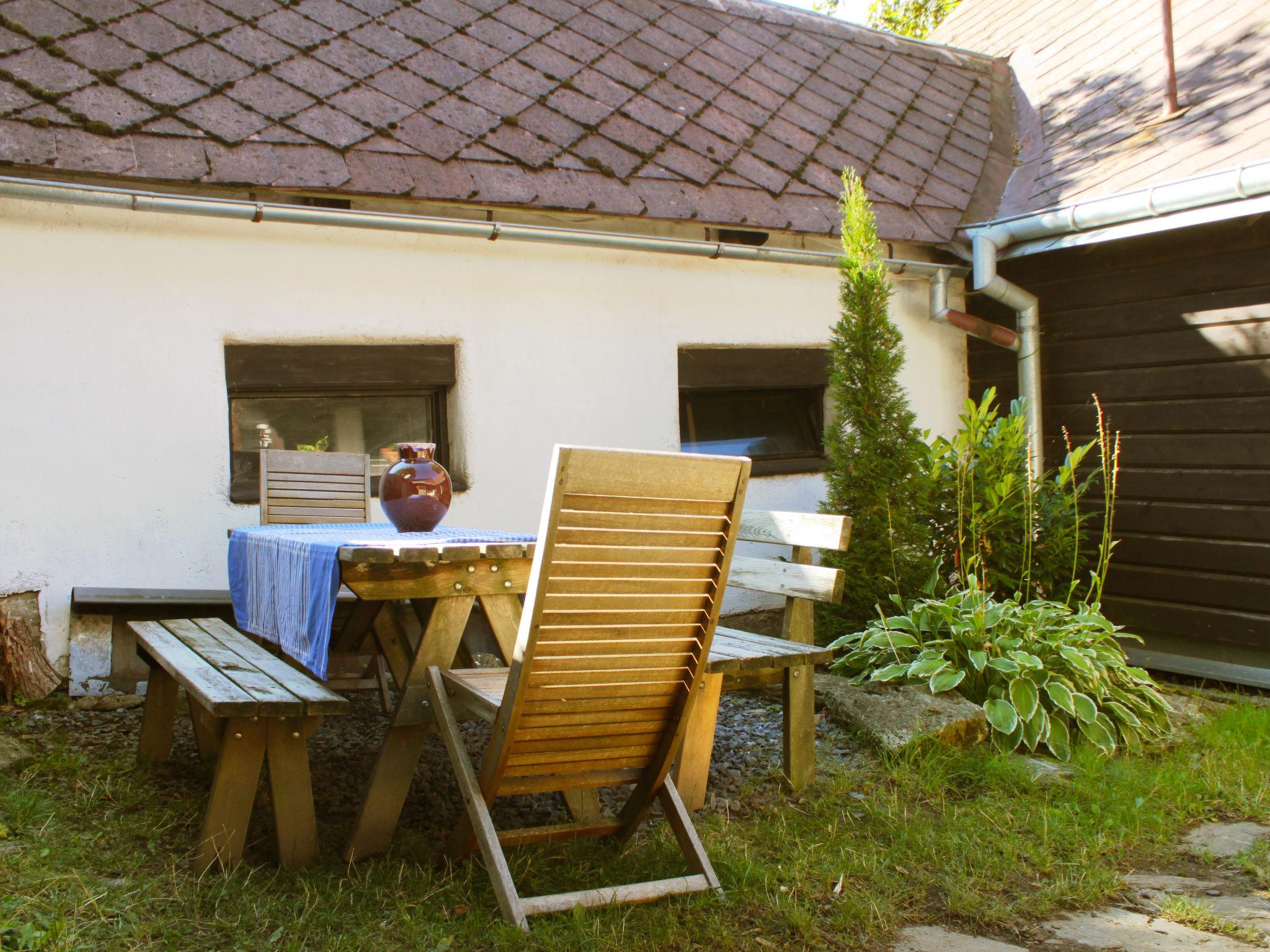 Foto 4 - Casa con 3 camere da letto a Svratouch con giardino