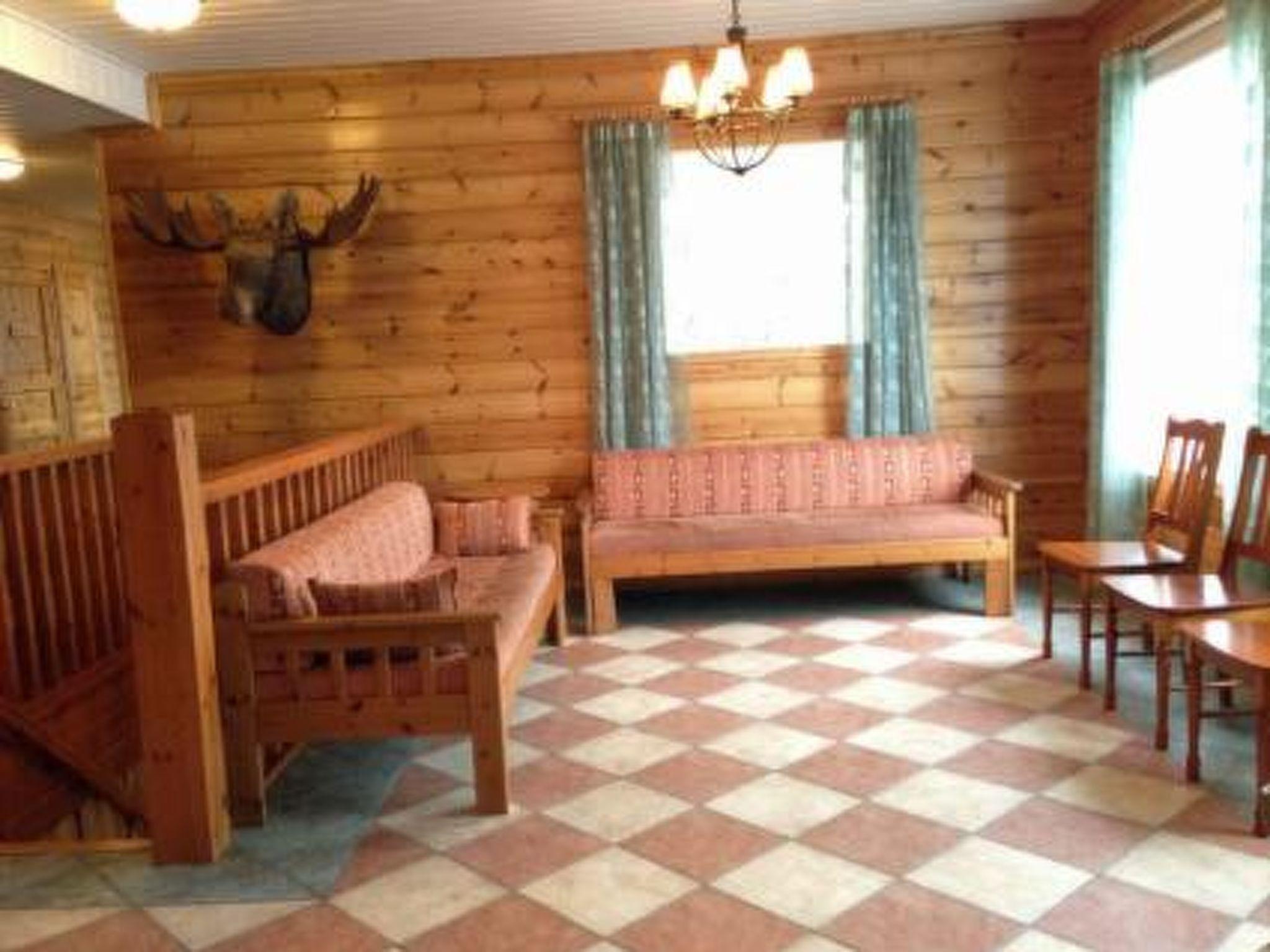 Foto 6 - Casa con 8 camere da letto a Sotkamo con sauna