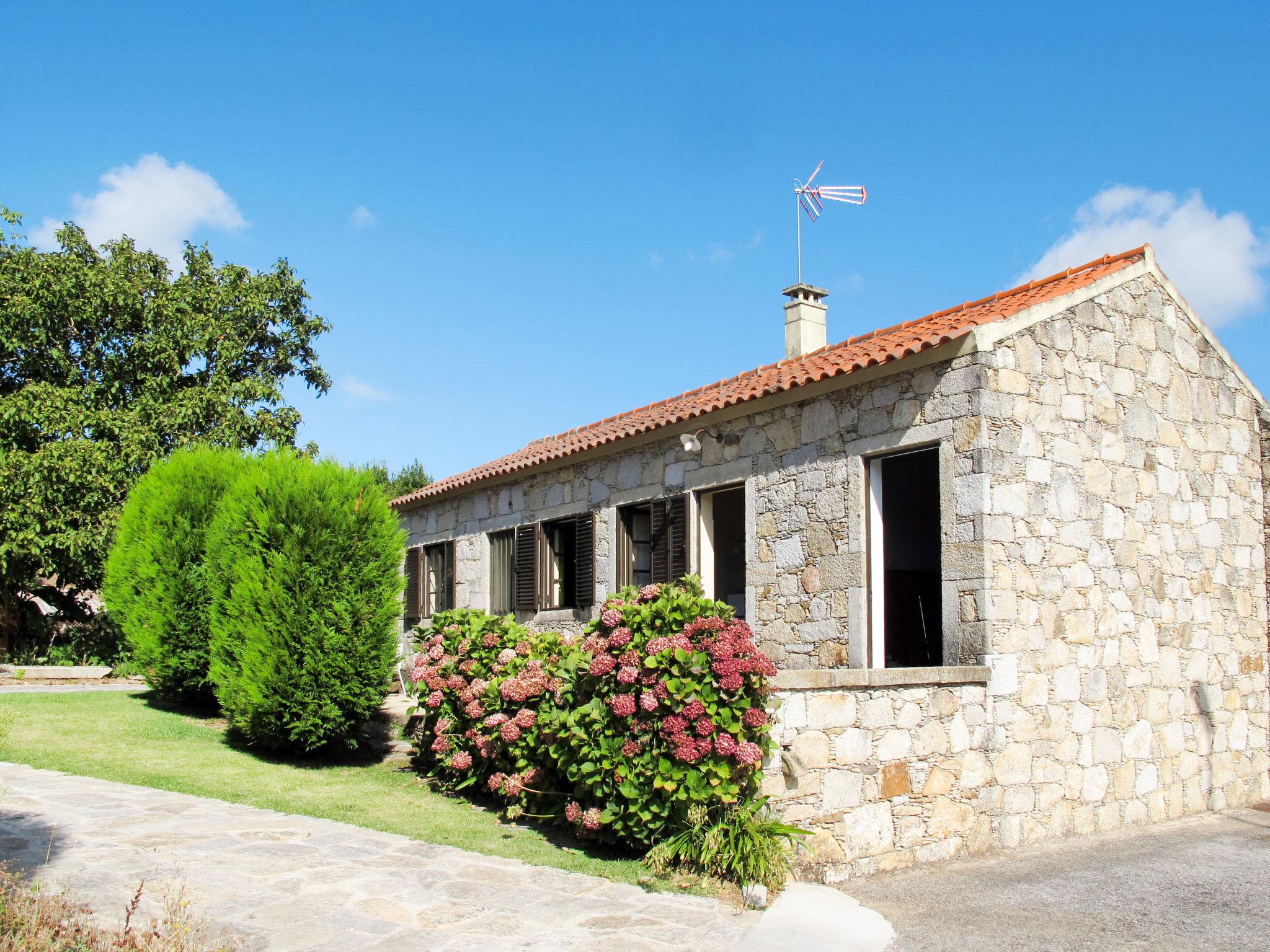 Foto 1 - Casa de 2 quartos em Caminha com terraço