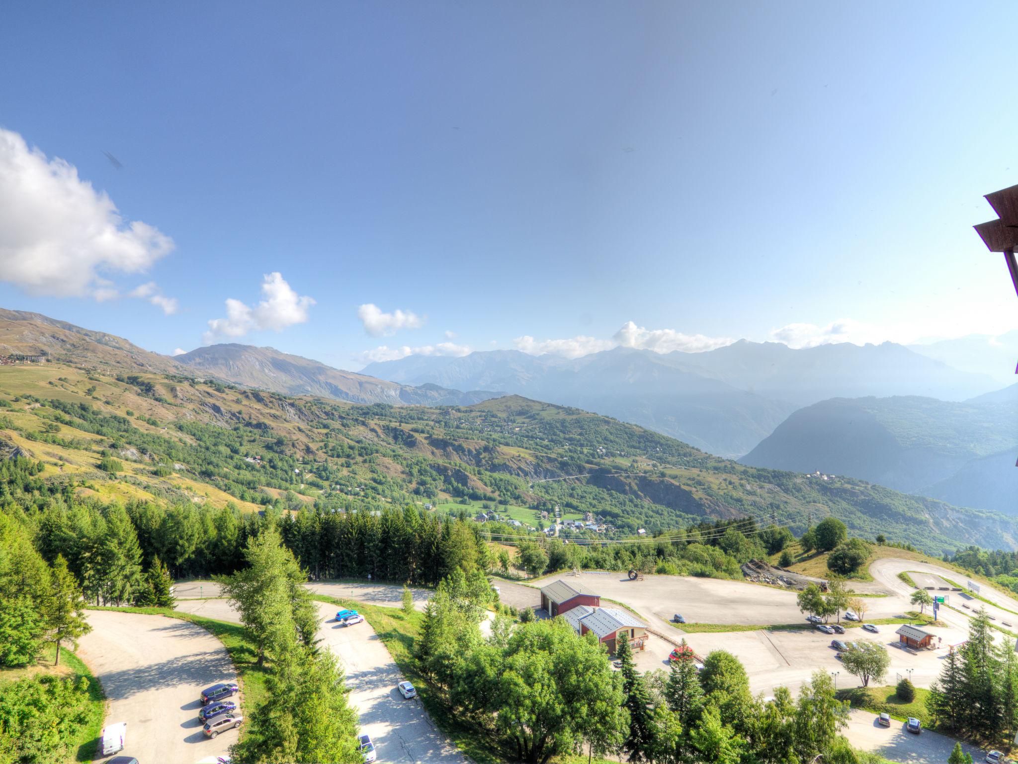 Photo 3 - Apartment in Villarembert with swimming pool and mountain view