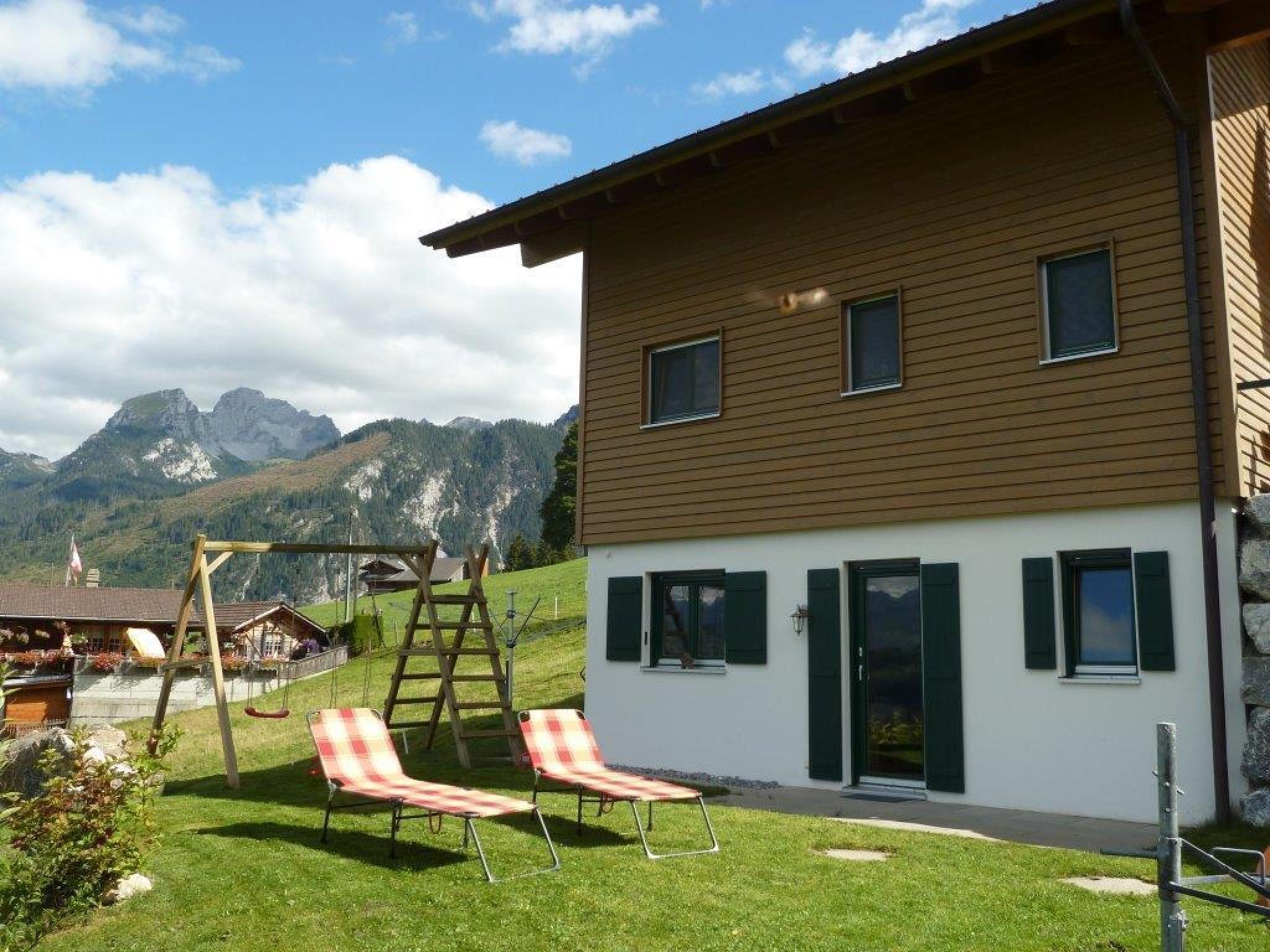 Foto 4 - Apartamento de 4 quartos em Zweisimmen