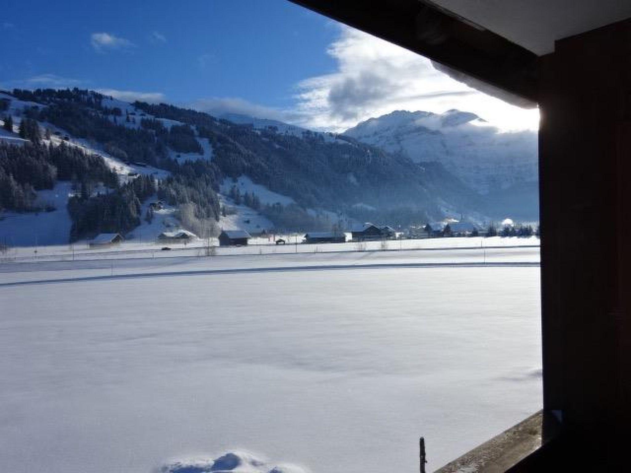 Photo 6 - Appartement de 2 chambres à Lenk avec jardin