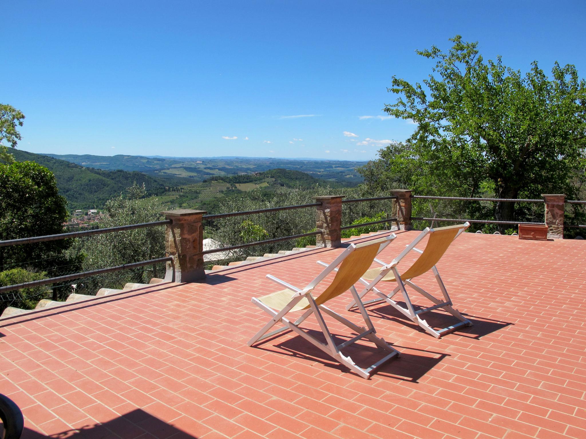 Foto 4 - Casa de 4 habitaciones en Greve in Chianti con piscina y jardín