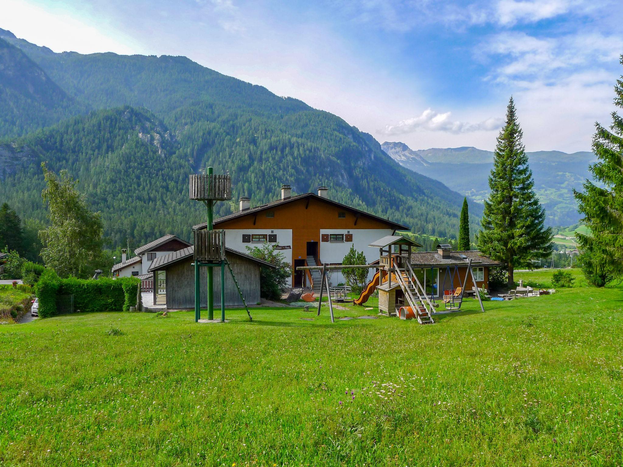 Photo 1 - Appartement de 3 chambres à Albula/Alvra avec jardin et vues sur la montagne