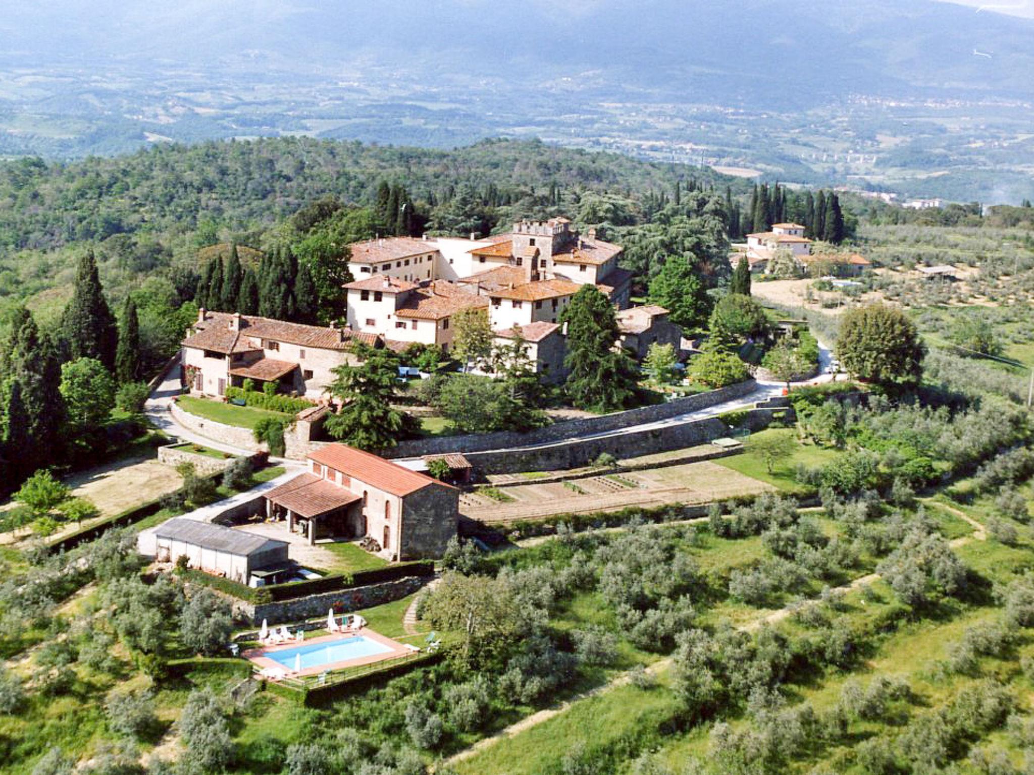 Foto 65 - Casa de 4 habitaciones en Laterina Pergine Valdarno con piscina privada y jardín