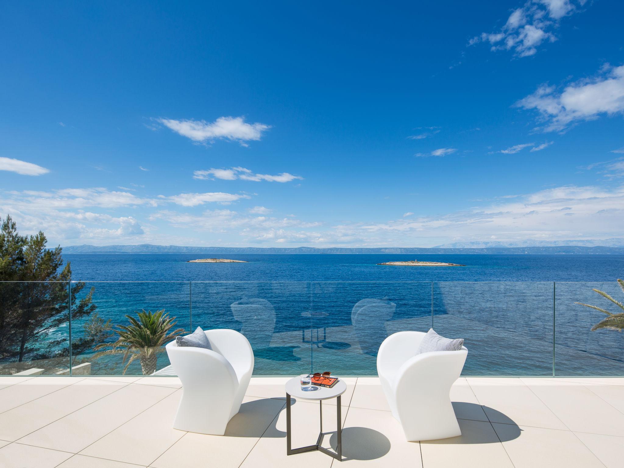 Photo 4 - Maison de 4 chambres à Blato avec piscine privée et vues à la mer