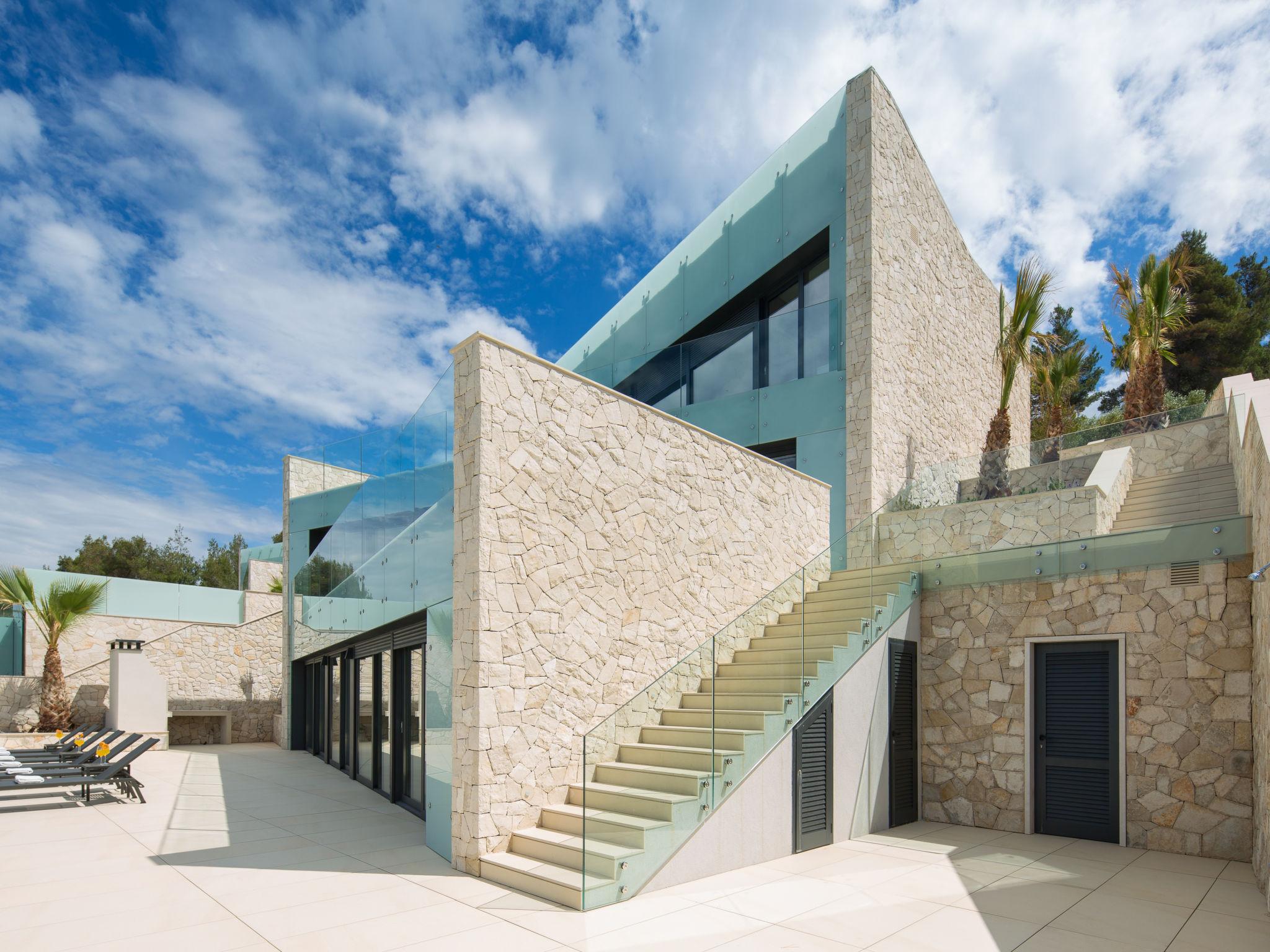 Photo 21 - Maison de 4 chambres à Blato avec piscine privée et vues à la mer