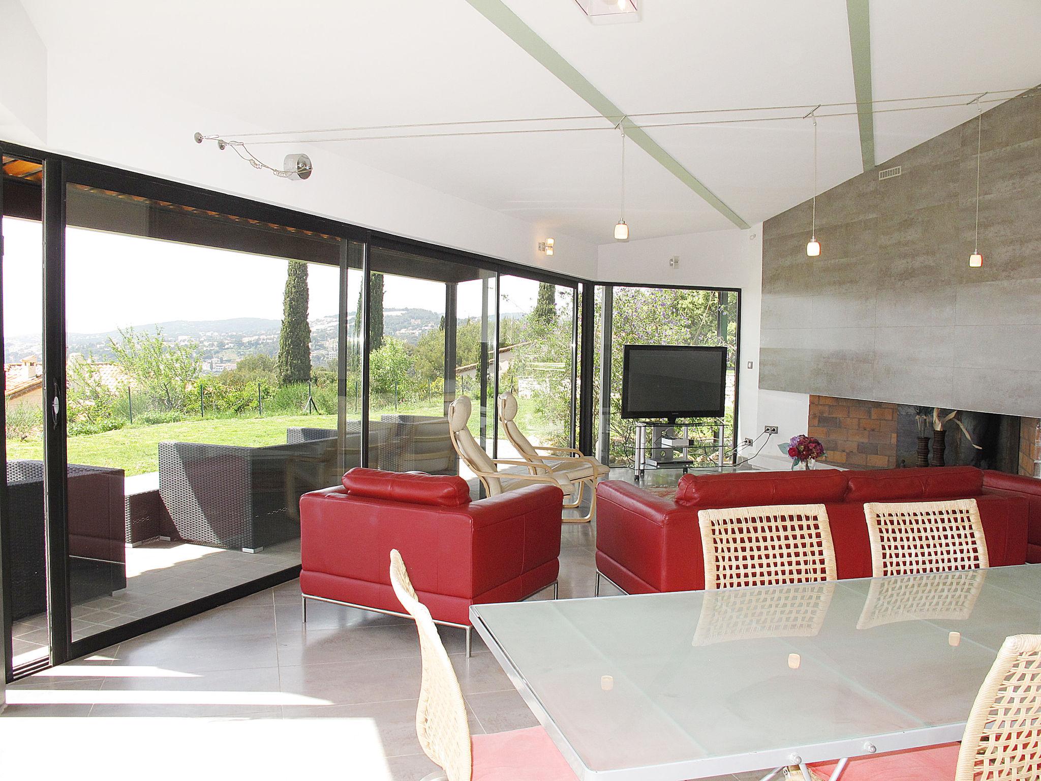 Photo 7 - 4 bedroom House in Sanary-sur-Mer with private pool and garden