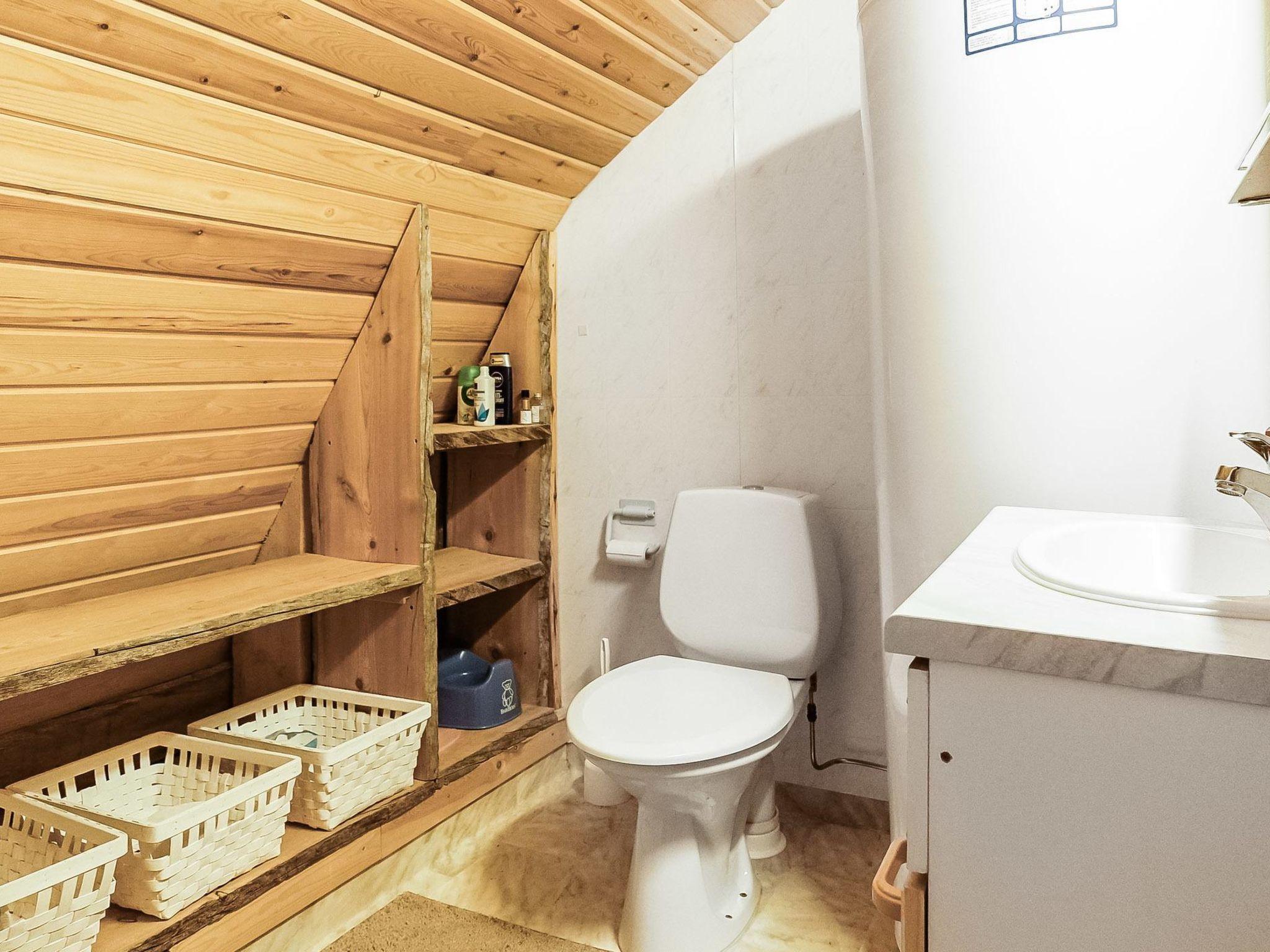 Foto 23 - Casa de 3 habitaciones en Salla con sauna y vistas a la montaña