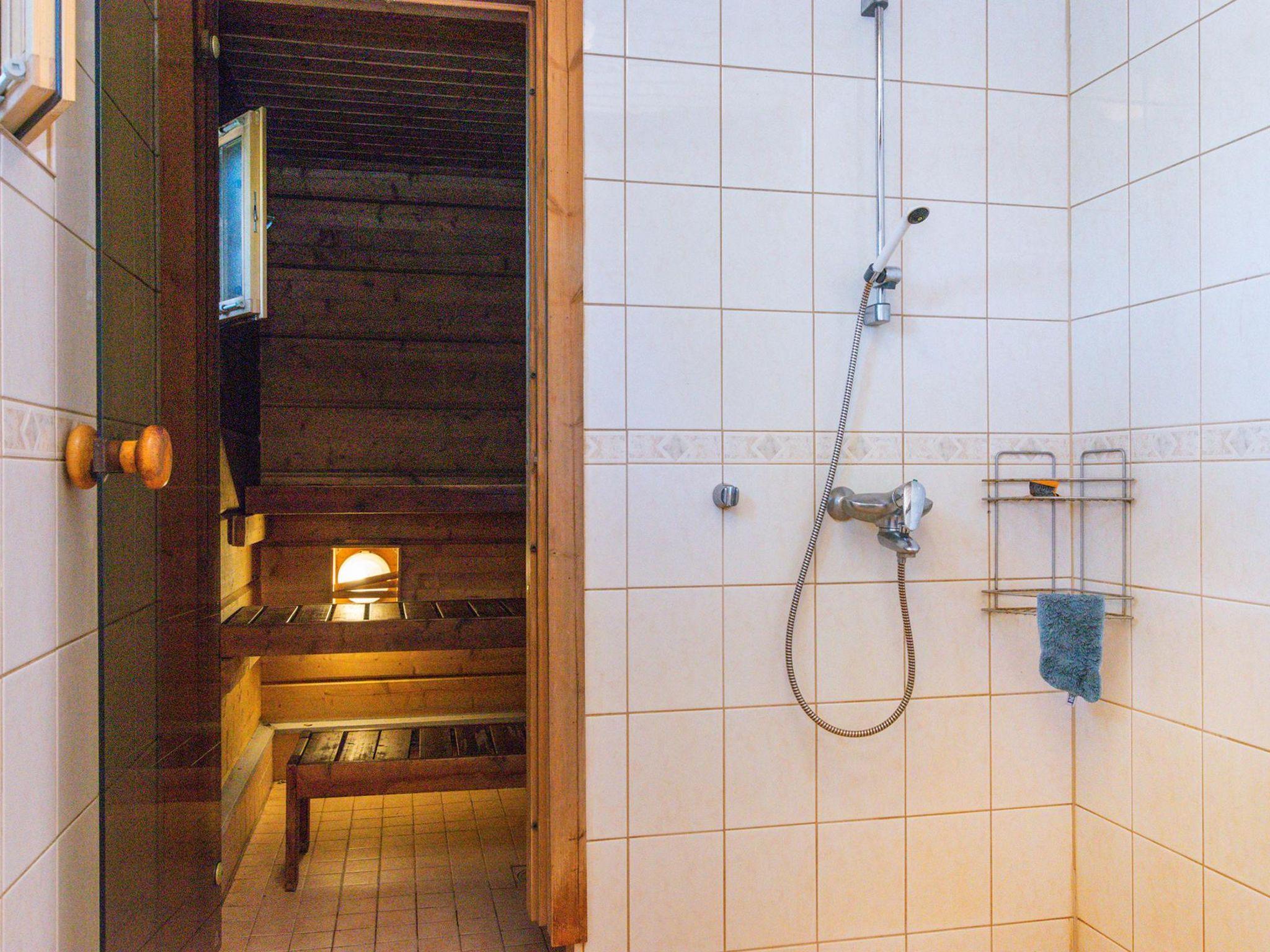 Photo 19 - 2 bedroom House in Enonkoski with sauna and hot tub