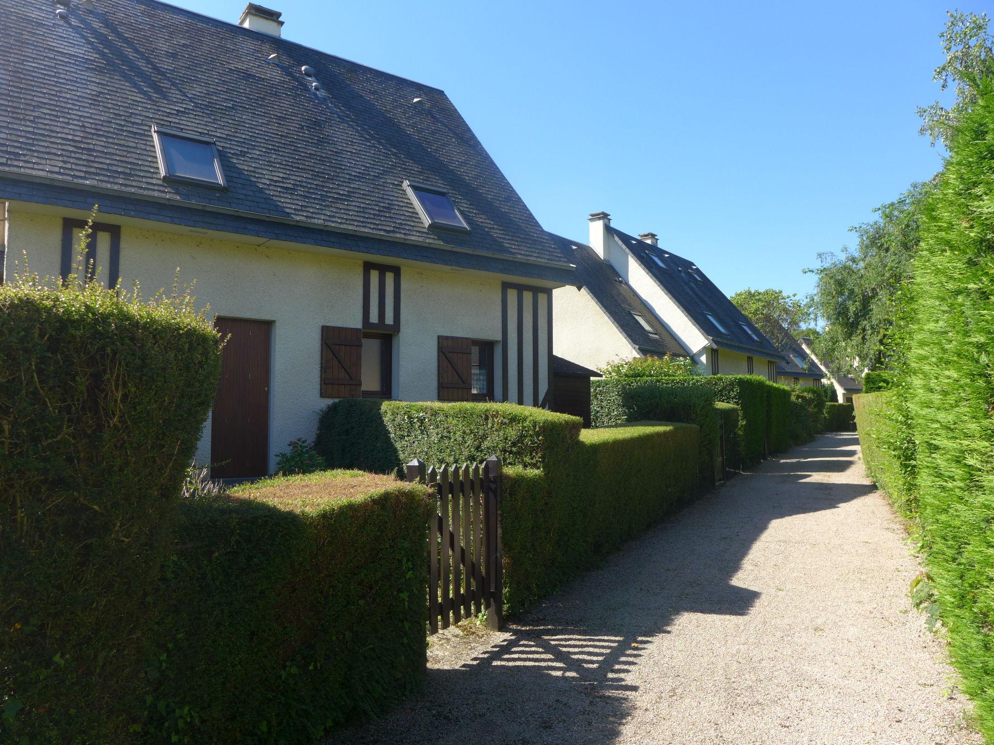 Foto 19 - Haus mit 2 Schlafzimmern in Villers-sur-Mer mit garten und terrasse