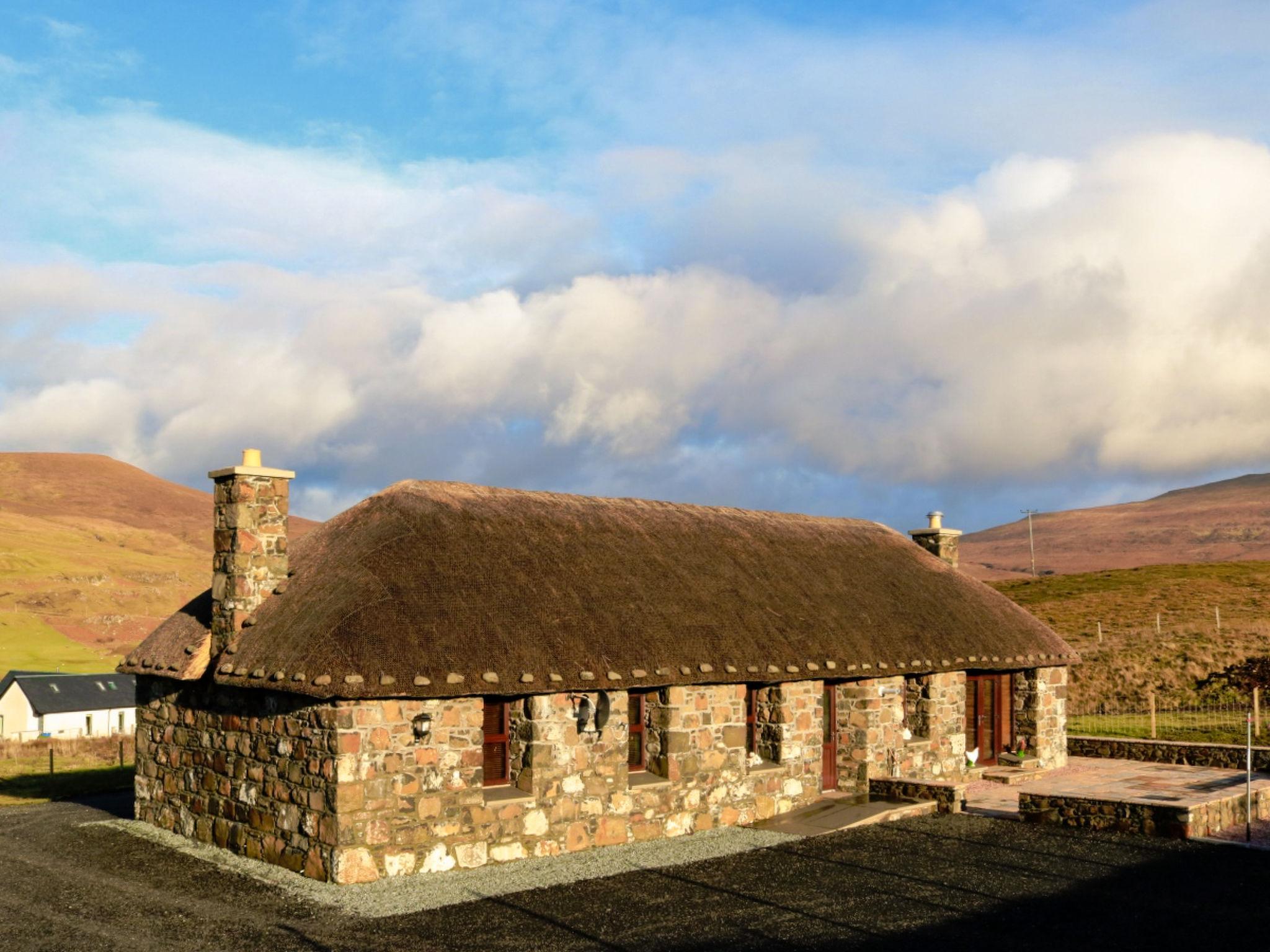 Foto 1 - Casa de 3 habitaciones en Portree con jardín