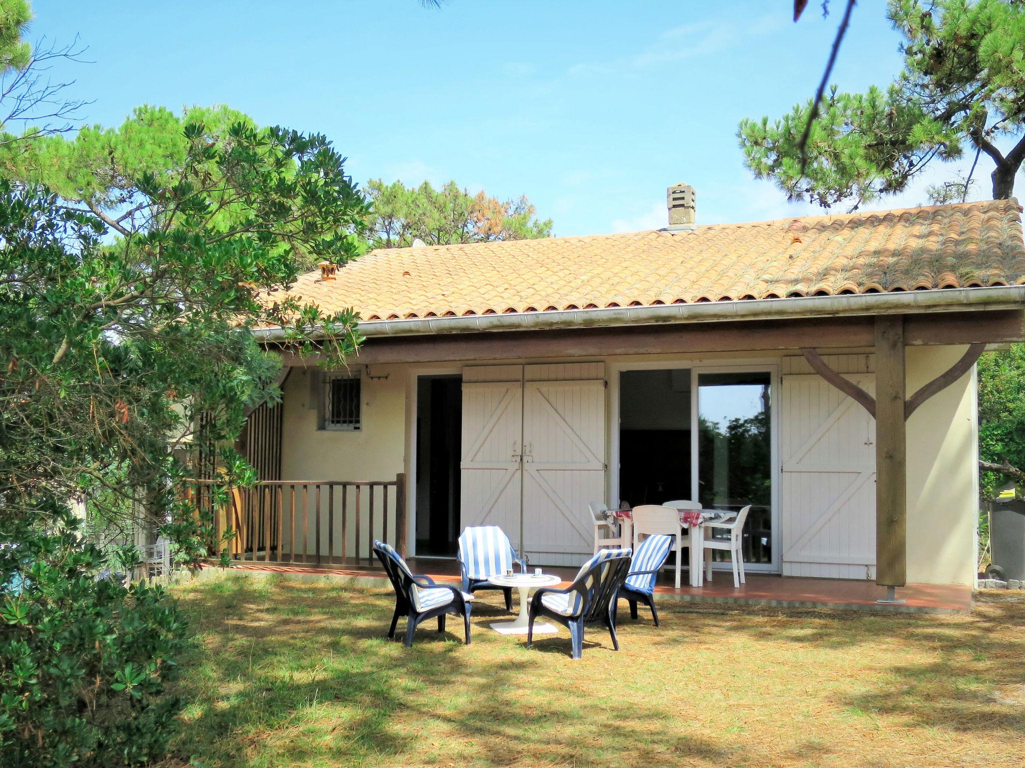 Photo 6 - Maison de 2 chambres à Lacanau avec jardin et terrasse