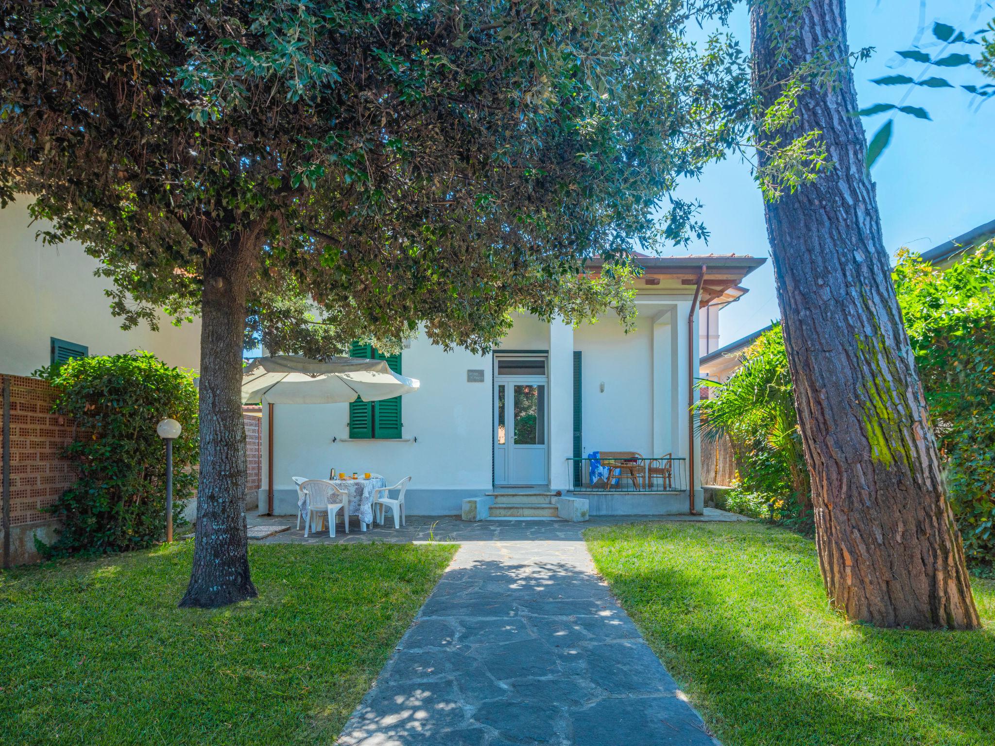 Foto 19 - Haus mit 3 Schlafzimmern in Pietrasanta mit blick aufs meer