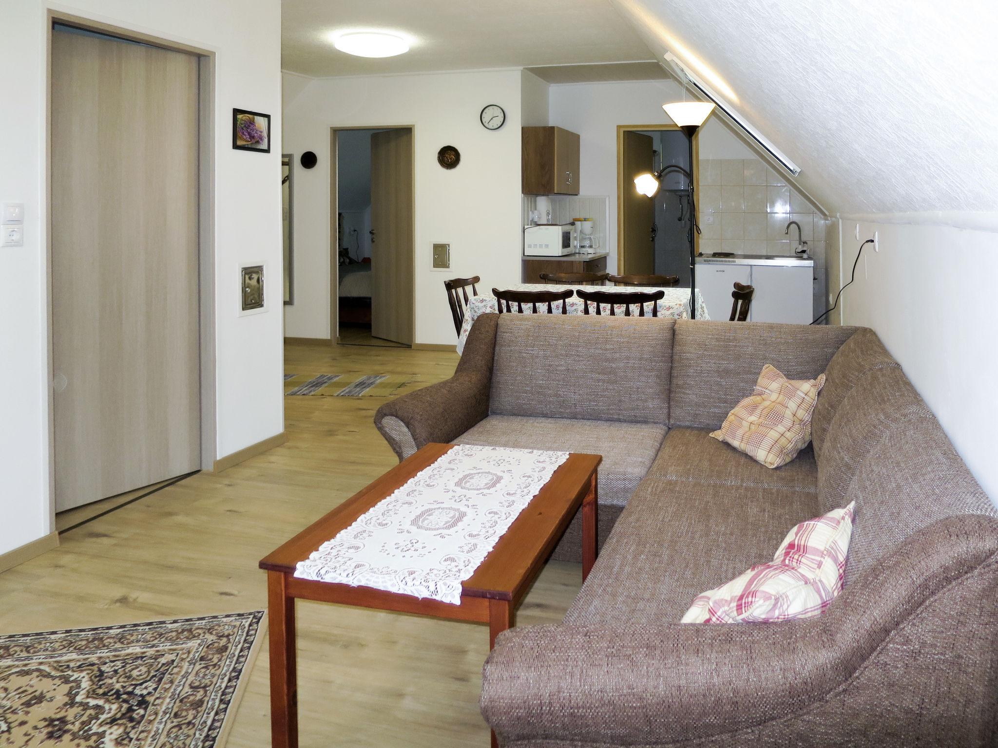Photo 4 - Appartement de 2 chambres à Velence avec terrasse et vues à la mer