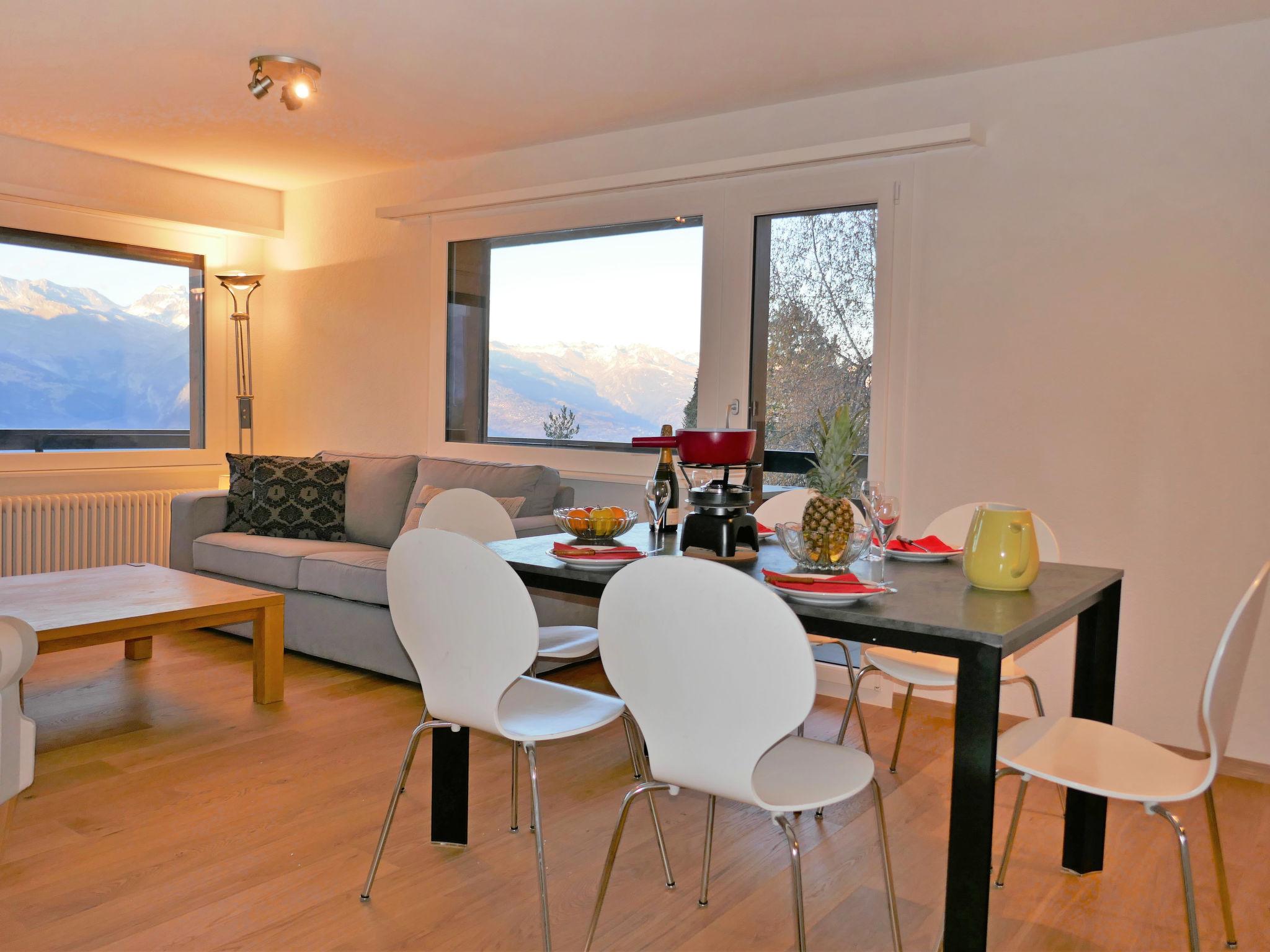 Photo 8 - 2 bedroom Apartment in Nendaz with swimming pool and mountain view