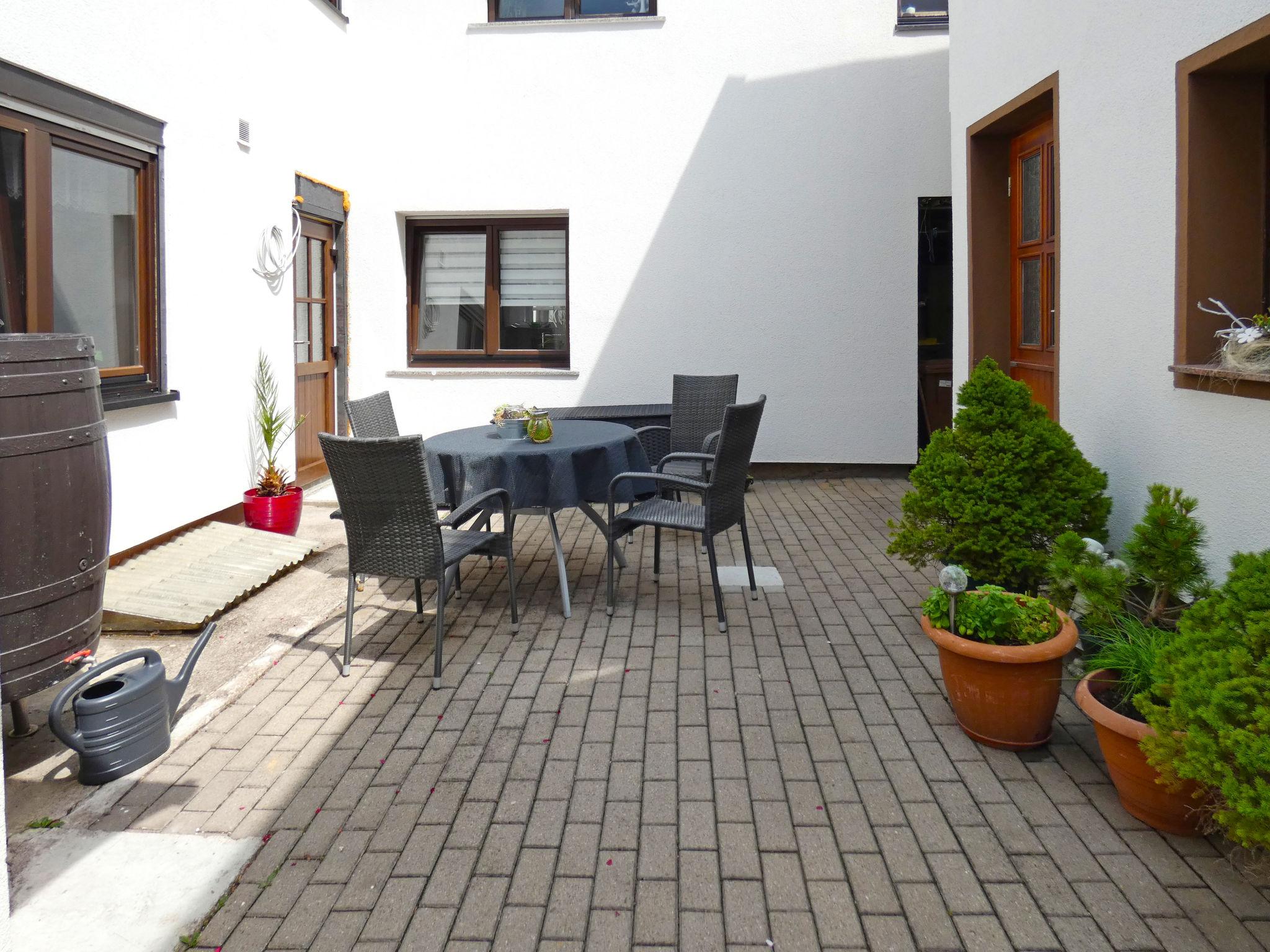 Photo 15 - 2 bedroom Apartment in Geratal with garden and mountain view