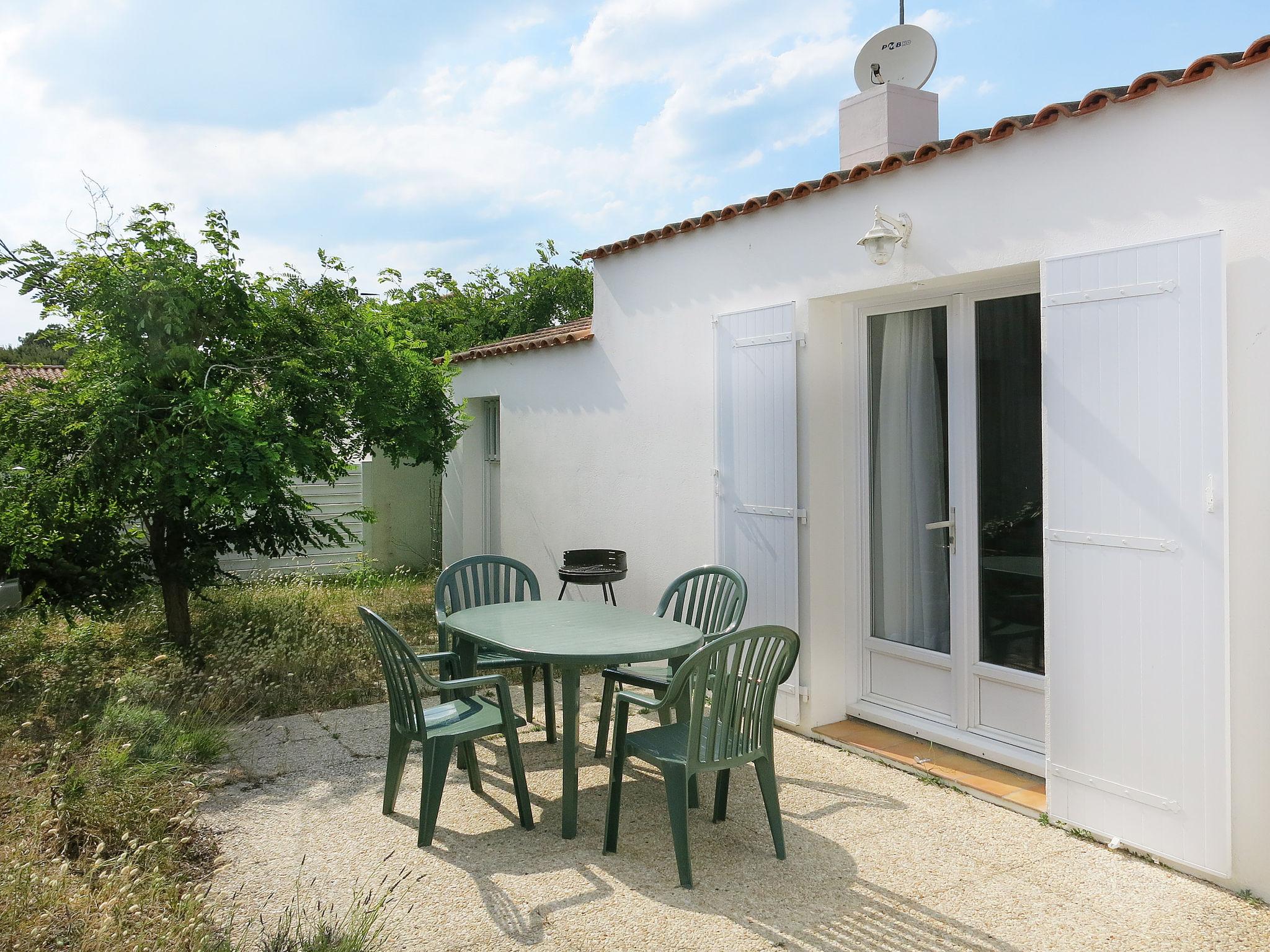 Foto 2 - Casa de 2 quartos em La Tranche-sur-Mer com terraço e vistas do mar