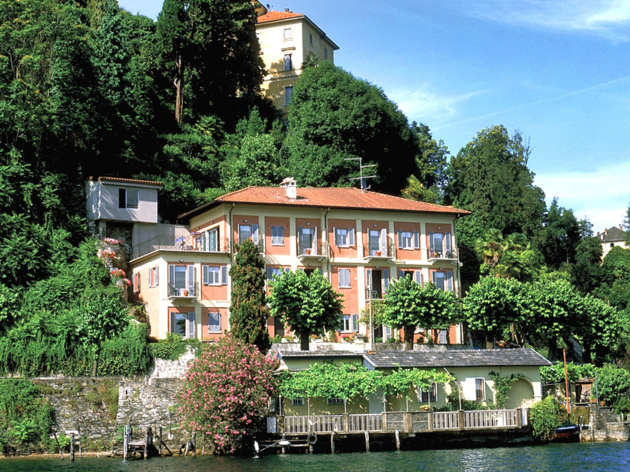 Foto 19 - Appartamento con 2 camere da letto a Orta San Giulio con terrazza e vista sulle montagne