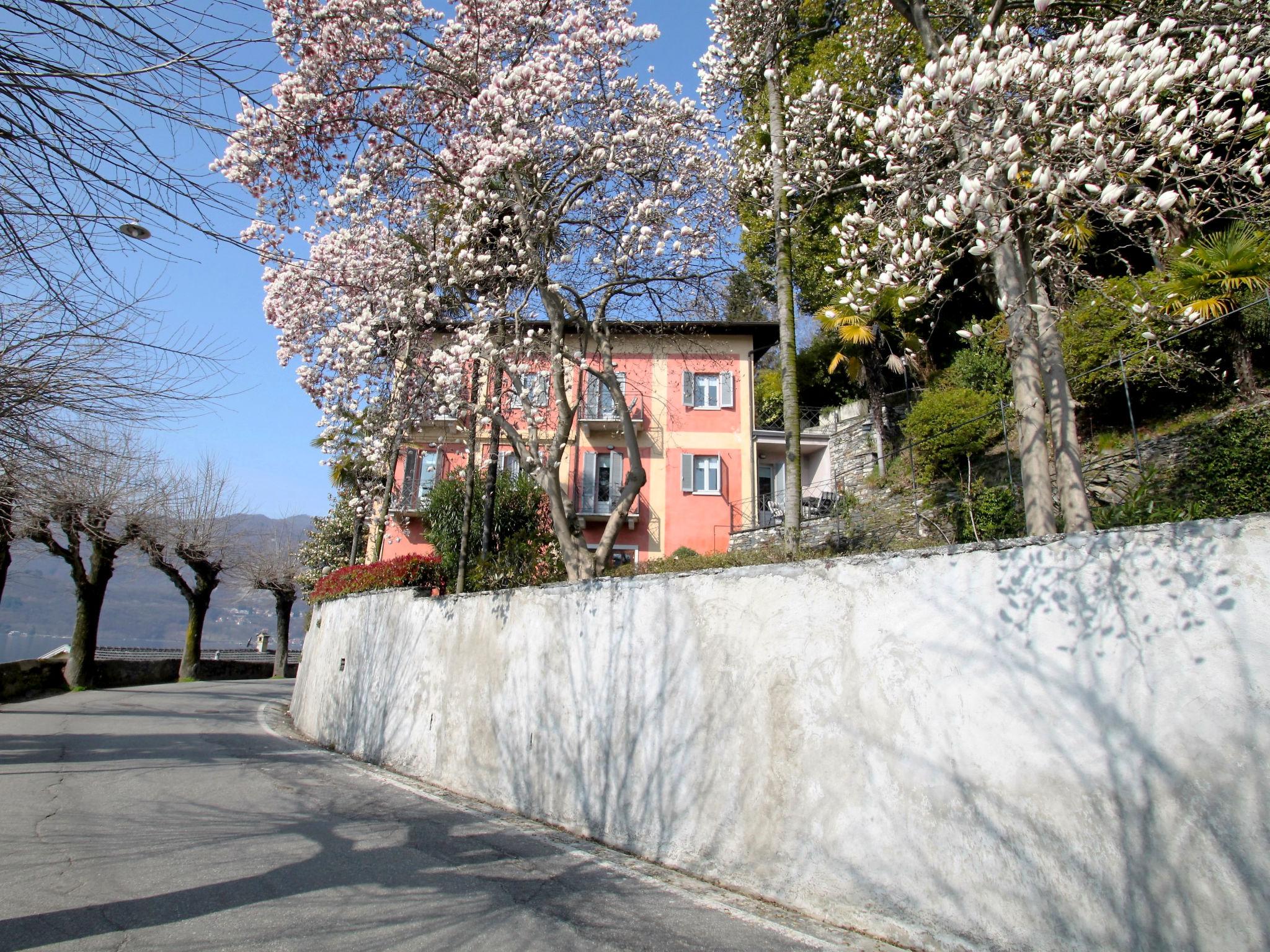 Foto 28 - Apartment mit 2 Schlafzimmern in Orta San Giulio mit terrasse und blick auf die berge