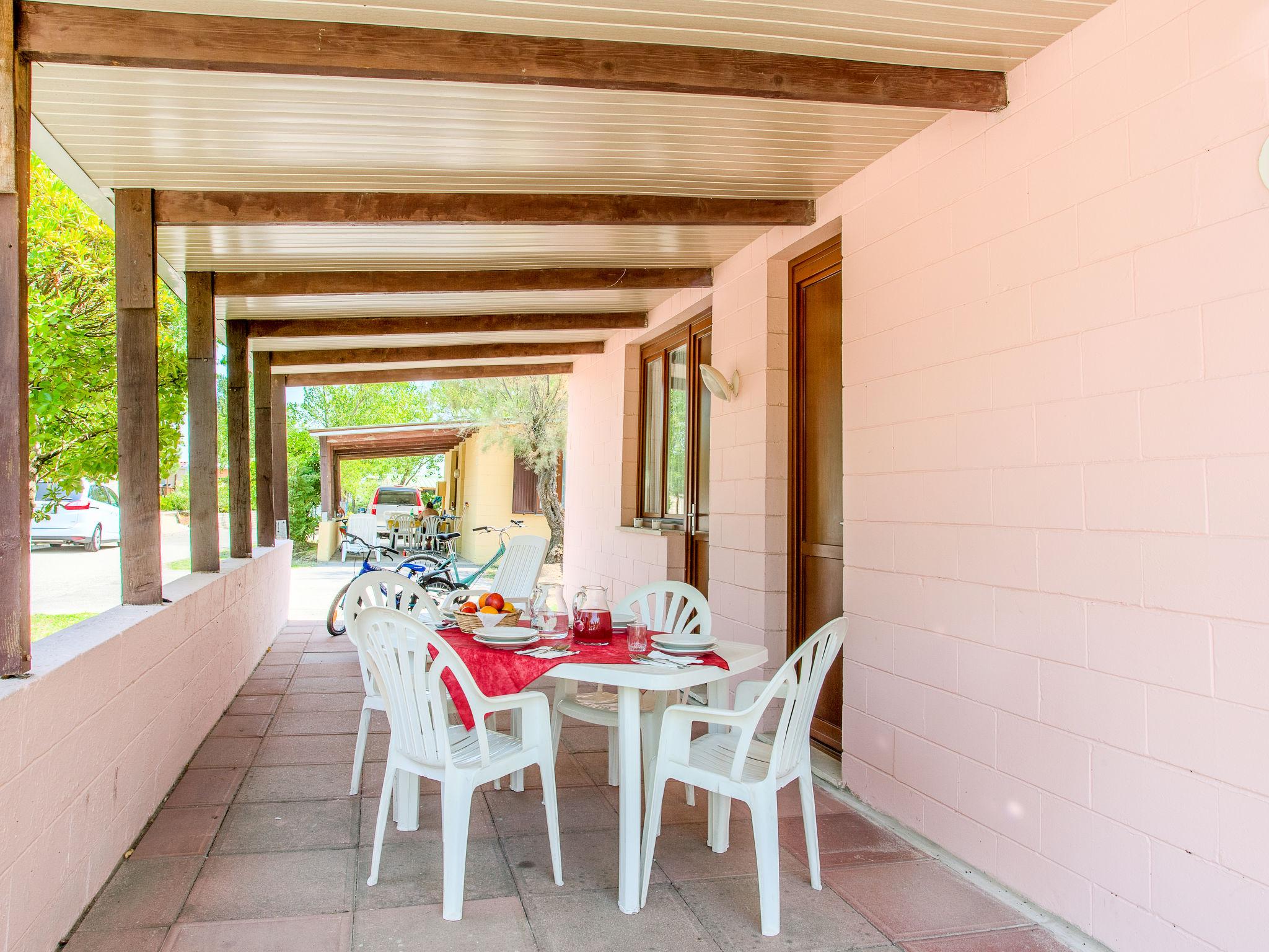 Photo 4 - Maison de 1 chambre à Rosolina avec piscine et vues à la mer